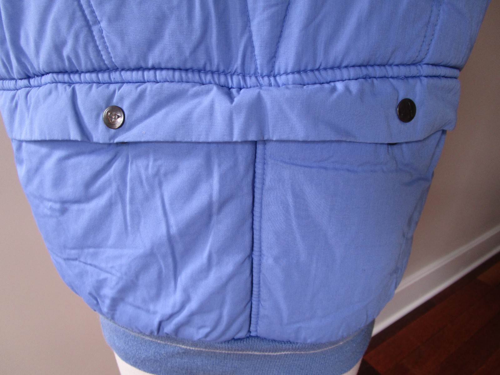 VINTAGE OBERMEYER WOMENS DOWN FILLED VEST, FABULOUS CONDITION! MULTI POCKETS