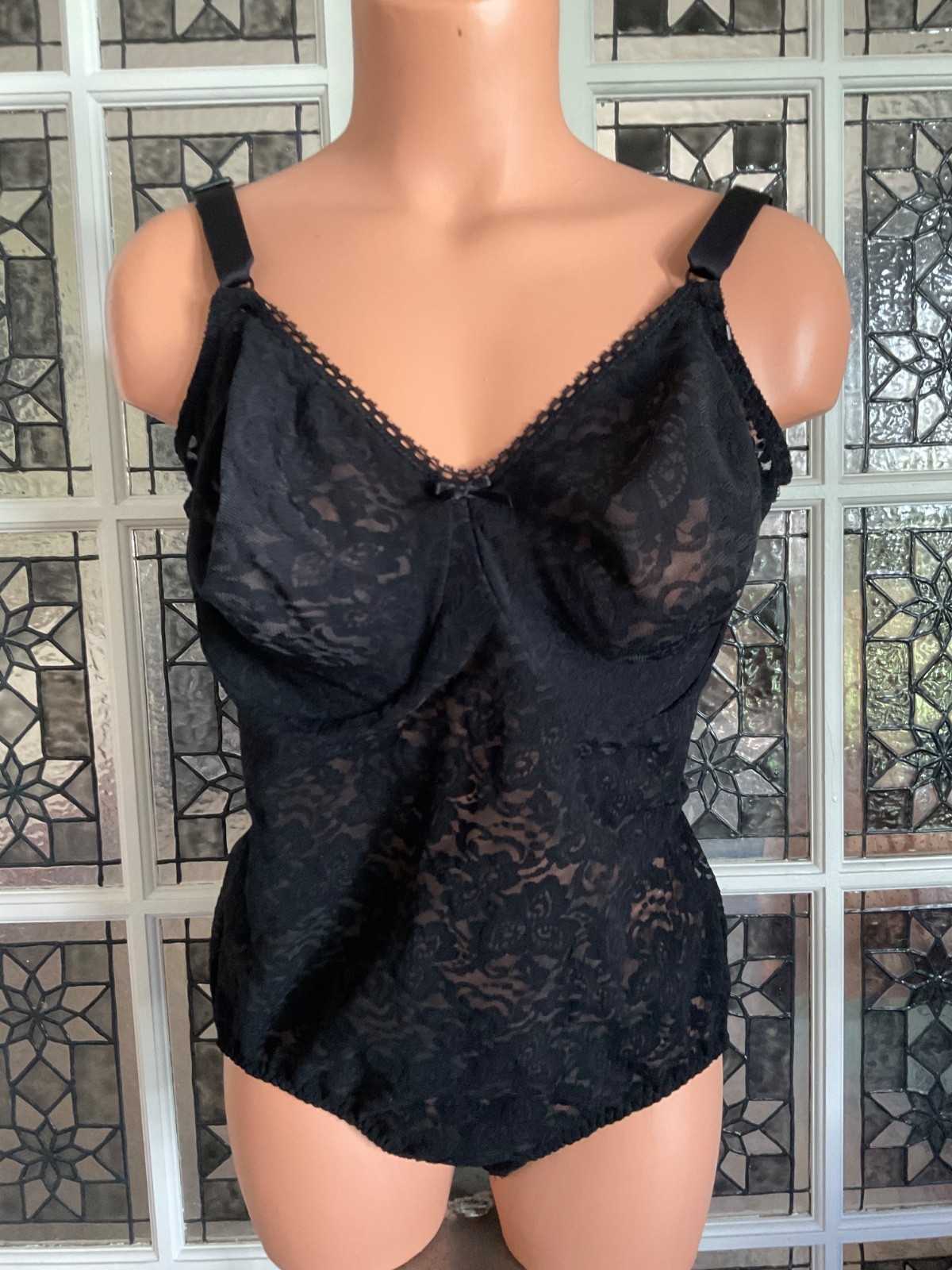 Vintage All in One Girdle Bodysuit Shaper Shapewear BALI Lacy Black Sz. 40D