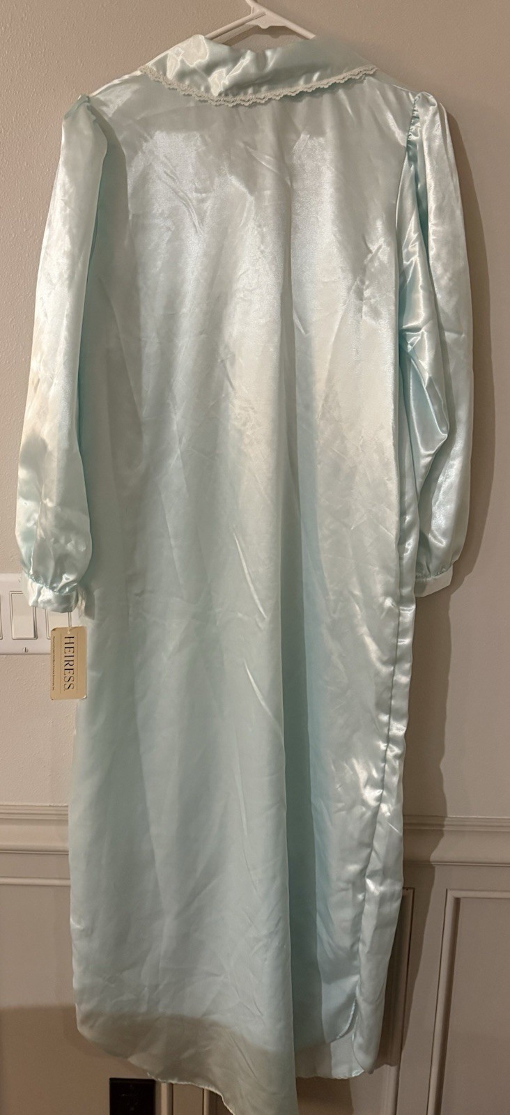 NWT Small silky Polyester/cotton nightgown by Heiress pale mint green