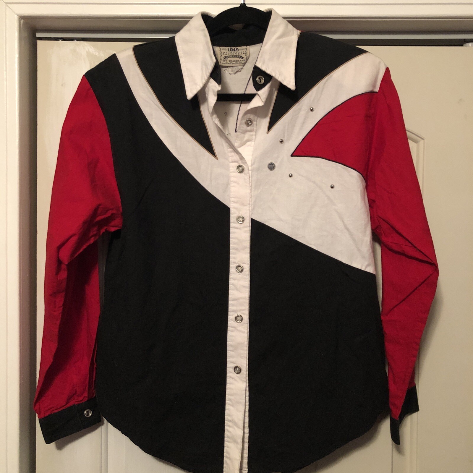 1849 Authentic Ranchwear Size M Red Black And White With Horse Embroidered