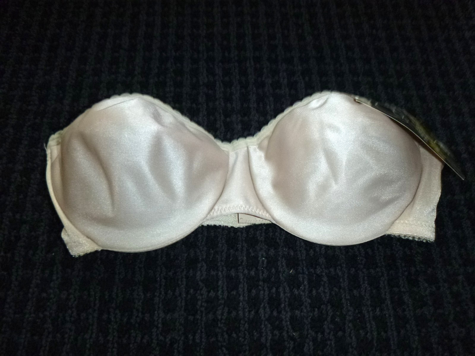 NOS Vtg Lovable Stay Put Seam Free Strapless Bra Beige #882 Sz 34C