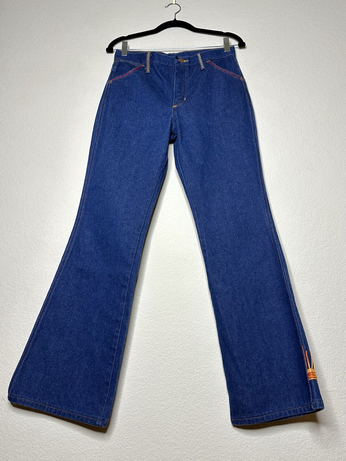 NOS 70s Vintage Hand Embroidered Wrangler No Fault Bootcut USA Denim Jeans 28×29
