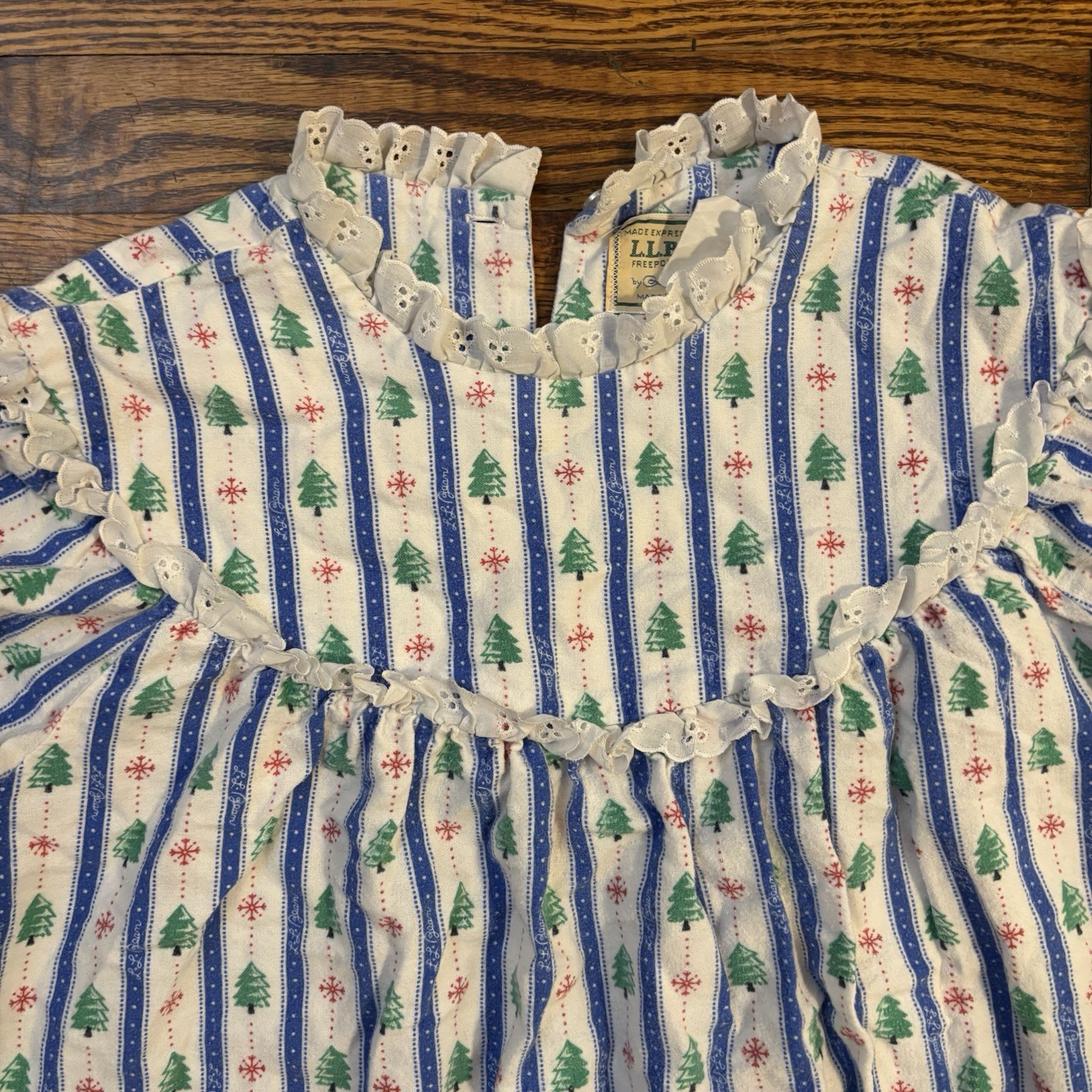 Vintage LL Bean Lanz Long Night Gown Granny core Christmas Snow Ruffles