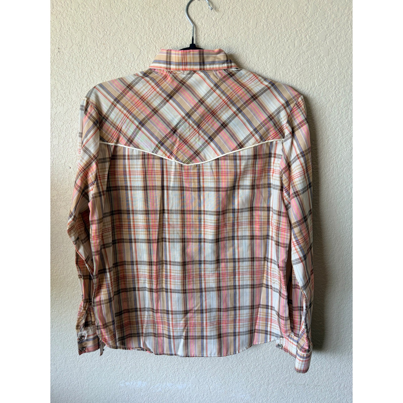 Vintage Land n Sea Western Plaid Snap Button Shirt Pink Tan Fortrel USA Size 36