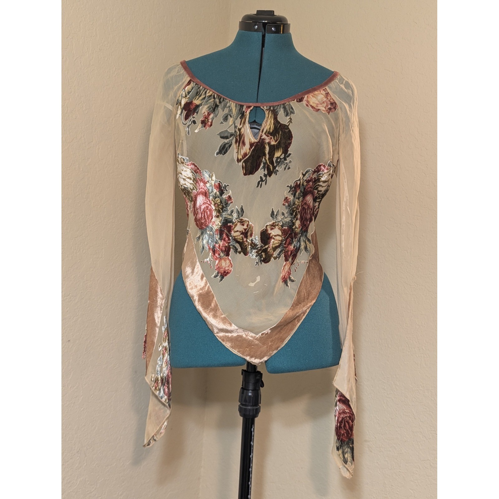 Bebe Vintage Y2K Burnout Floral Velvet Hankie Hem Top Beige Sheer Mesh Medium