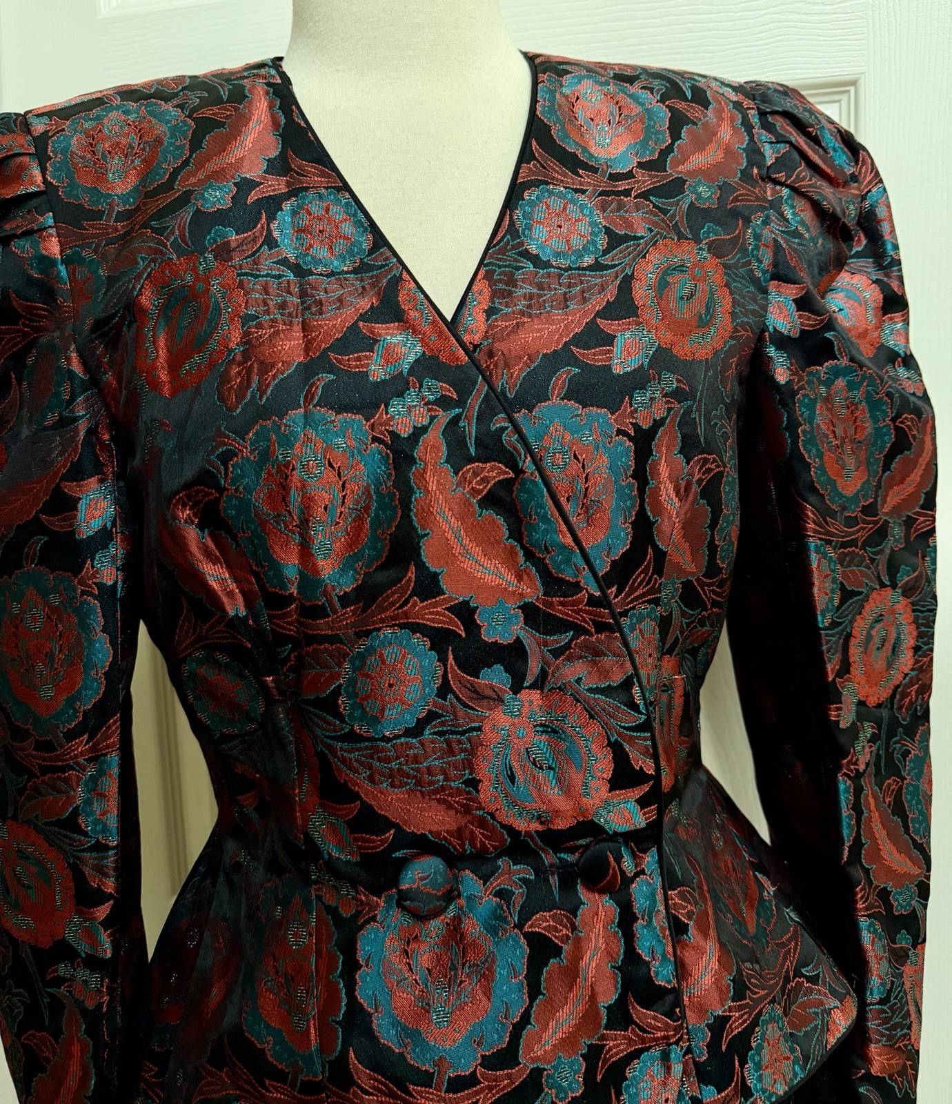 Vintage 80s Jill Richards SZ 8 Nipped Waist Brocade Suit Puff Sleeve Back Bow