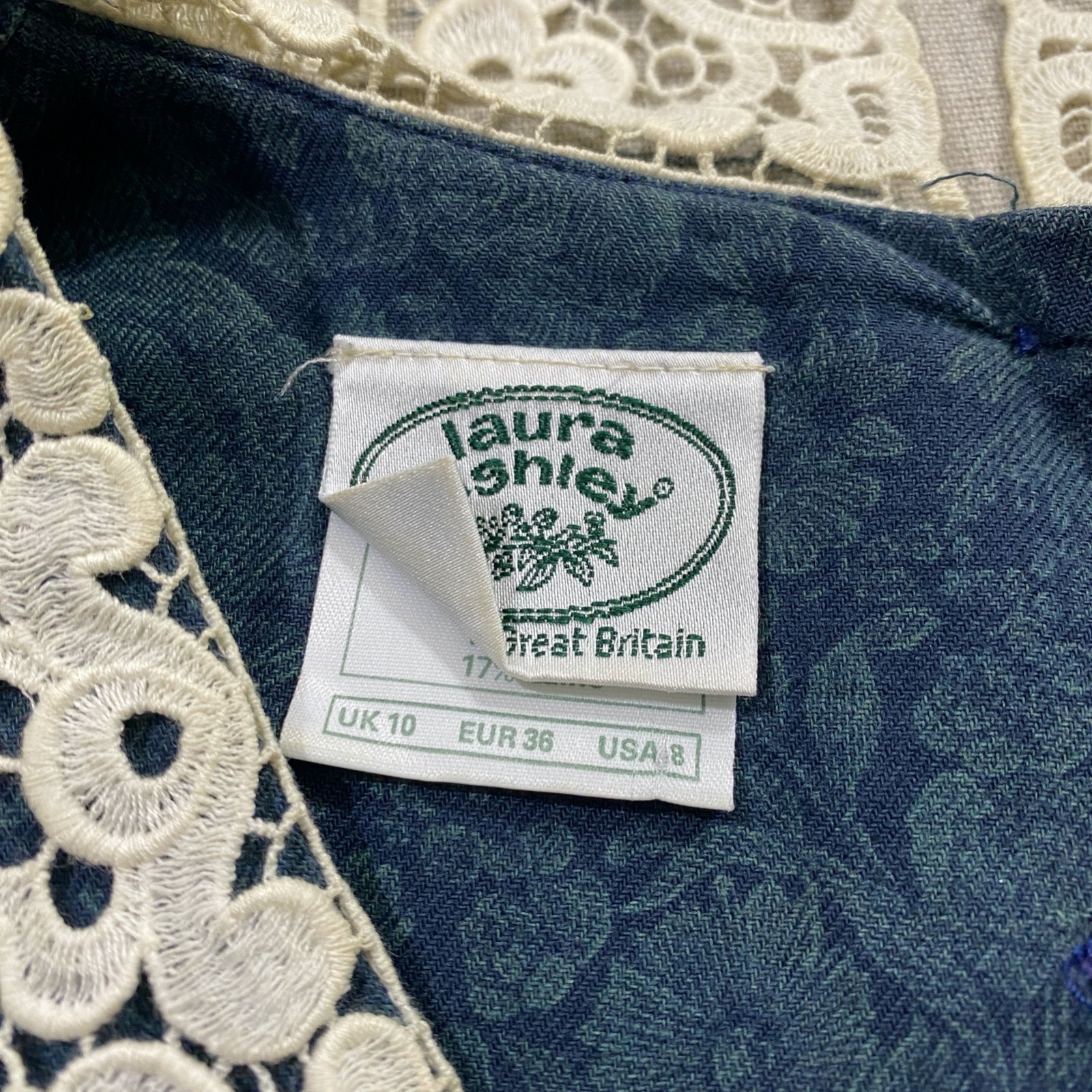 Laura Ashley Vtg 80s 8 Prairie Cottagecore Drop Waist Floral Lace Bibbing