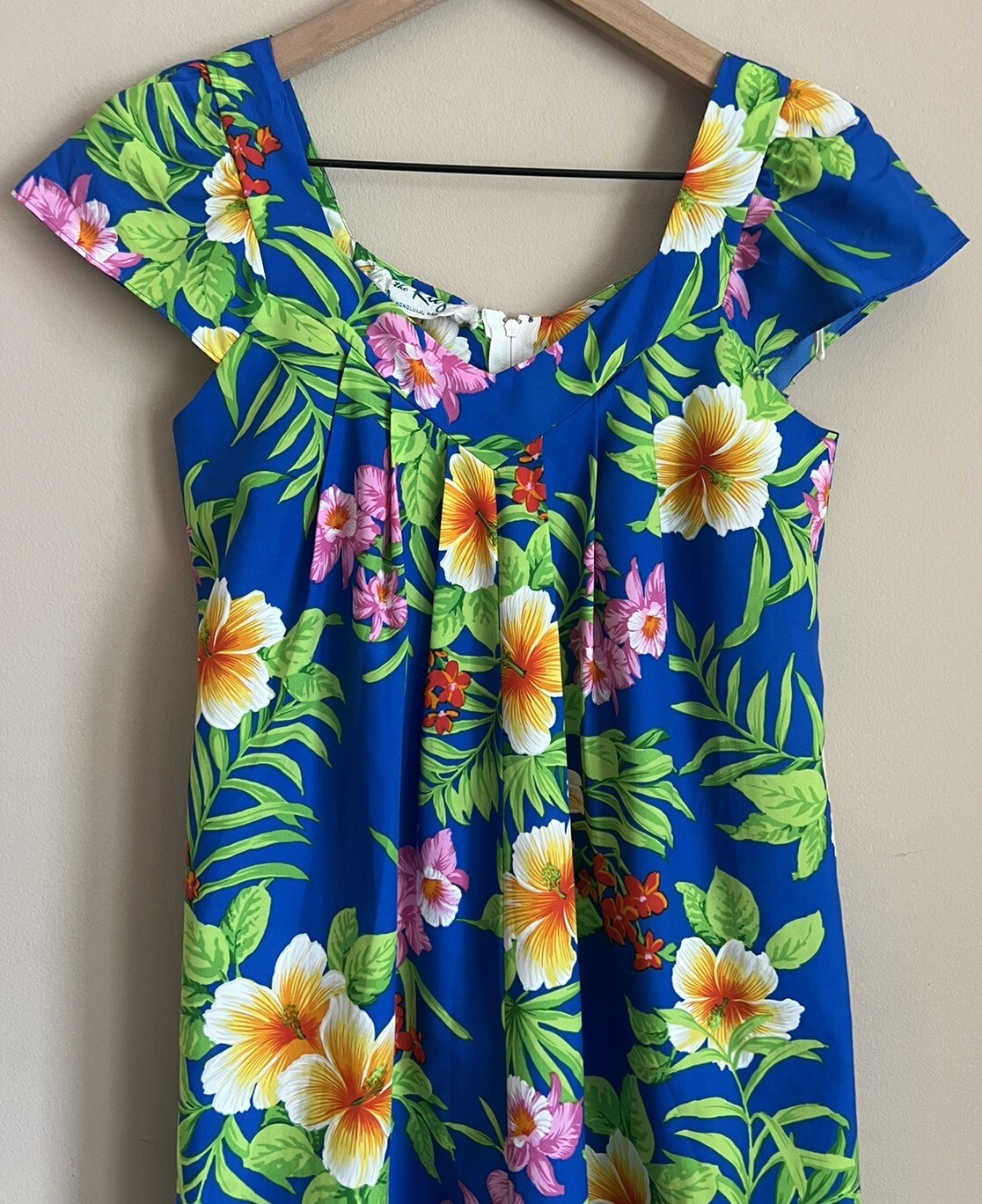 Hawaiian Dress Ritz Honolulu Vintage 1970s Maxi Mod Floral Muumuu Size XS Small