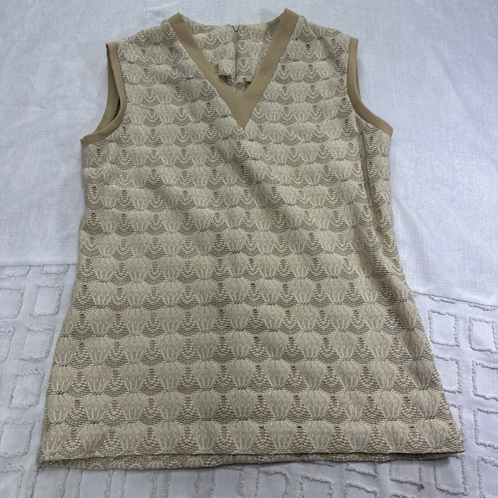 VTG Sears Fashion Beige Gold Metallic Knit Shell Top V-Neck Sleeveless 60s 70s