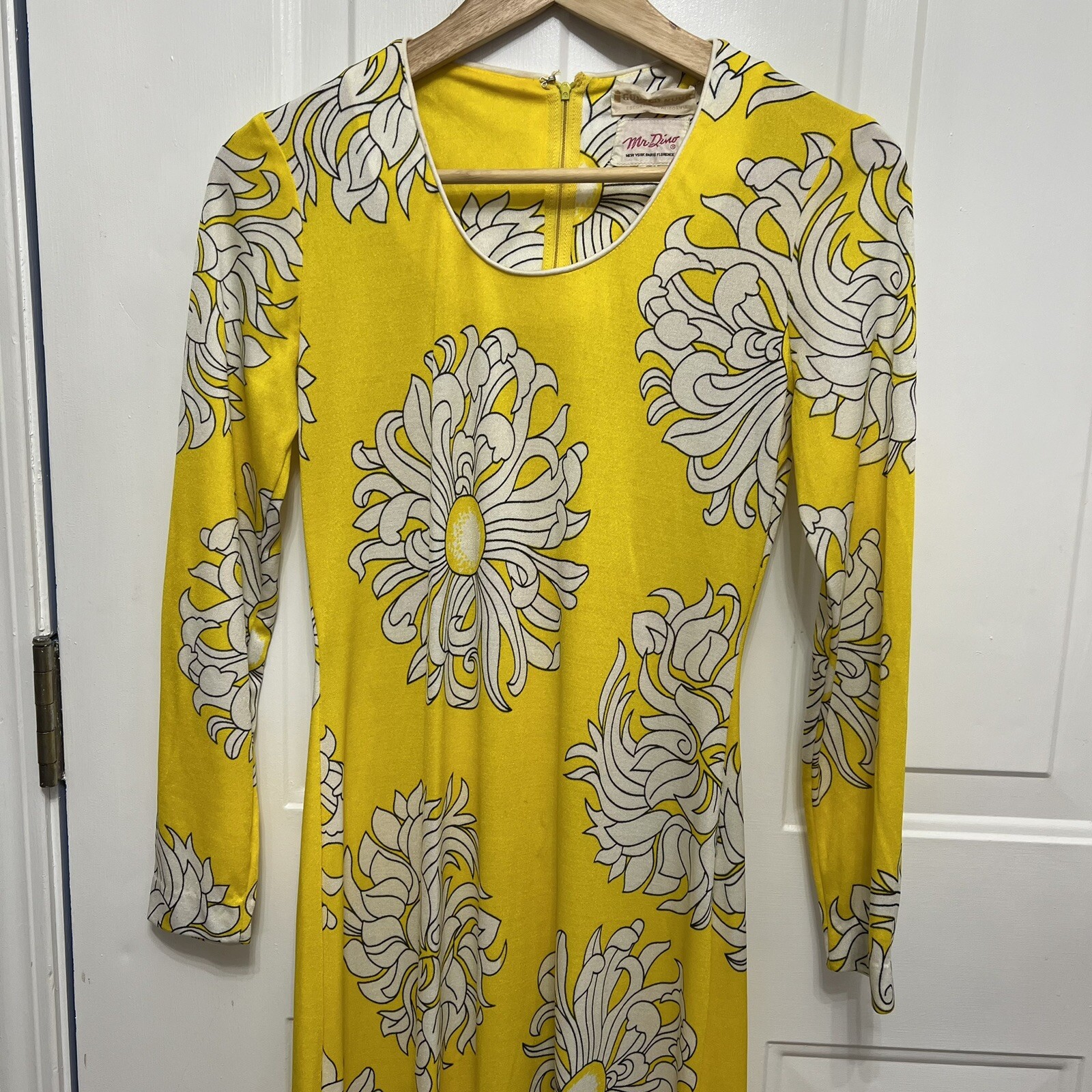 Mr. Dino Golden Door Vintage Maxi Dress Floral Yellow Women’s Size 8 **READ**
