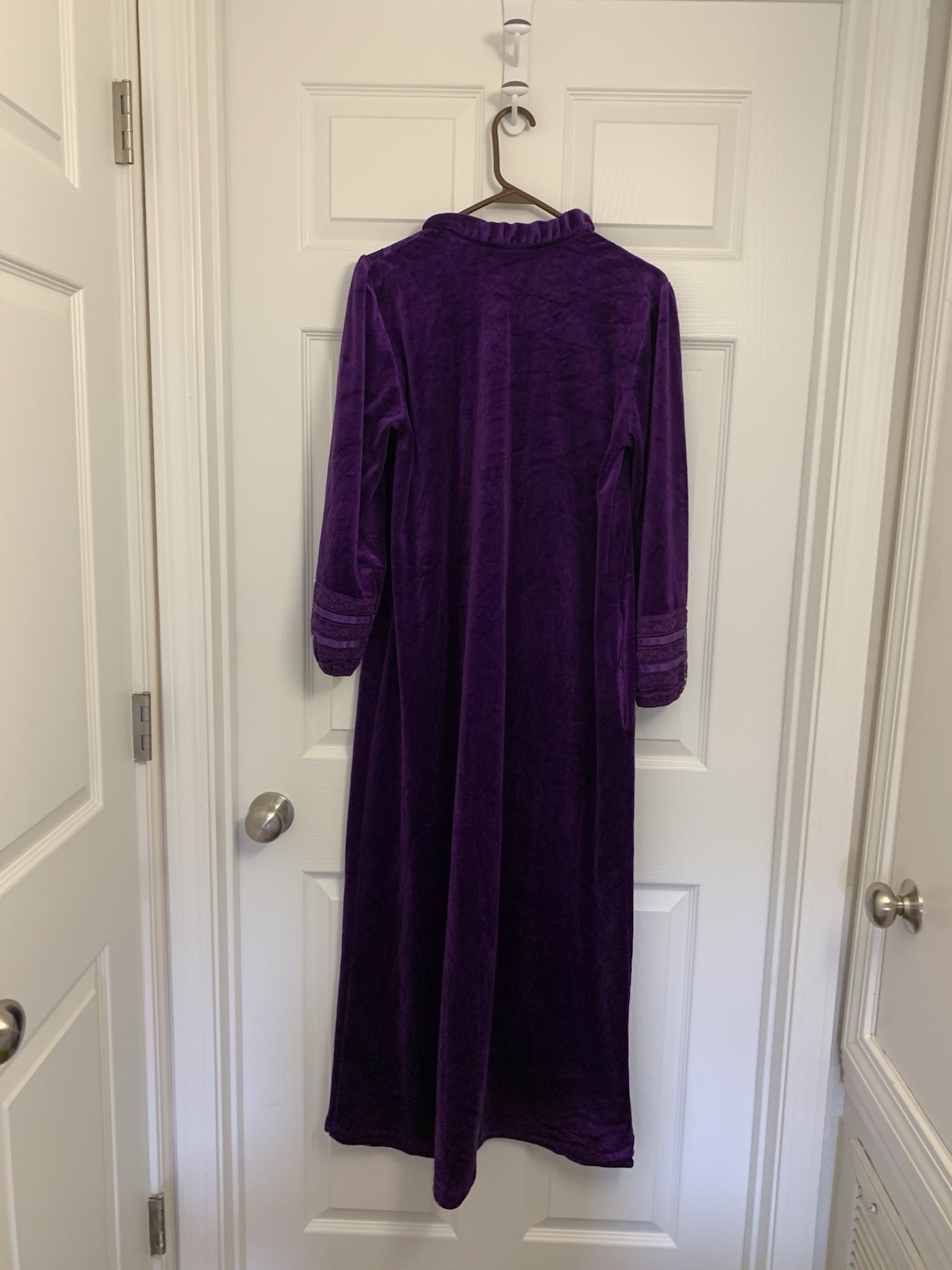 Vintage Reasa Martin USA Purple Crushed Velour Robe Please Read Description