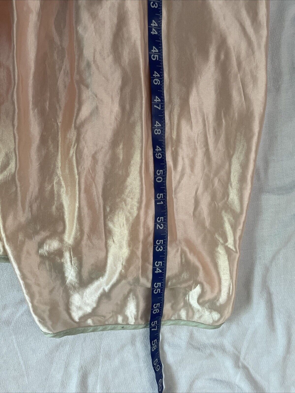 Embroidered Pale Pink Long Robe With Floral Collar & Tie Closure Vintage Small