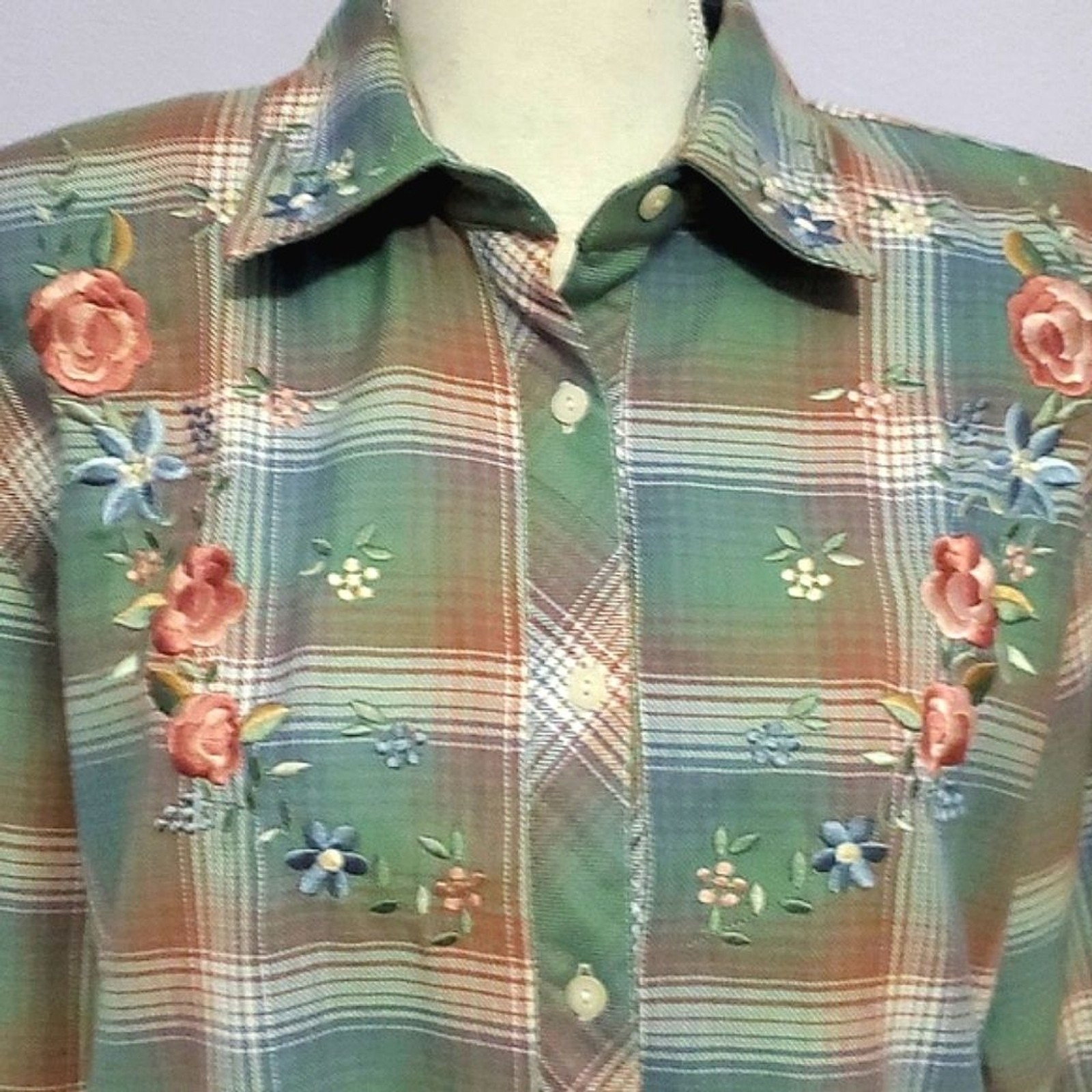 VTG Teddi Sage Green Plaid Embroidered Long Sleeve Button Down Flannel Shirt S