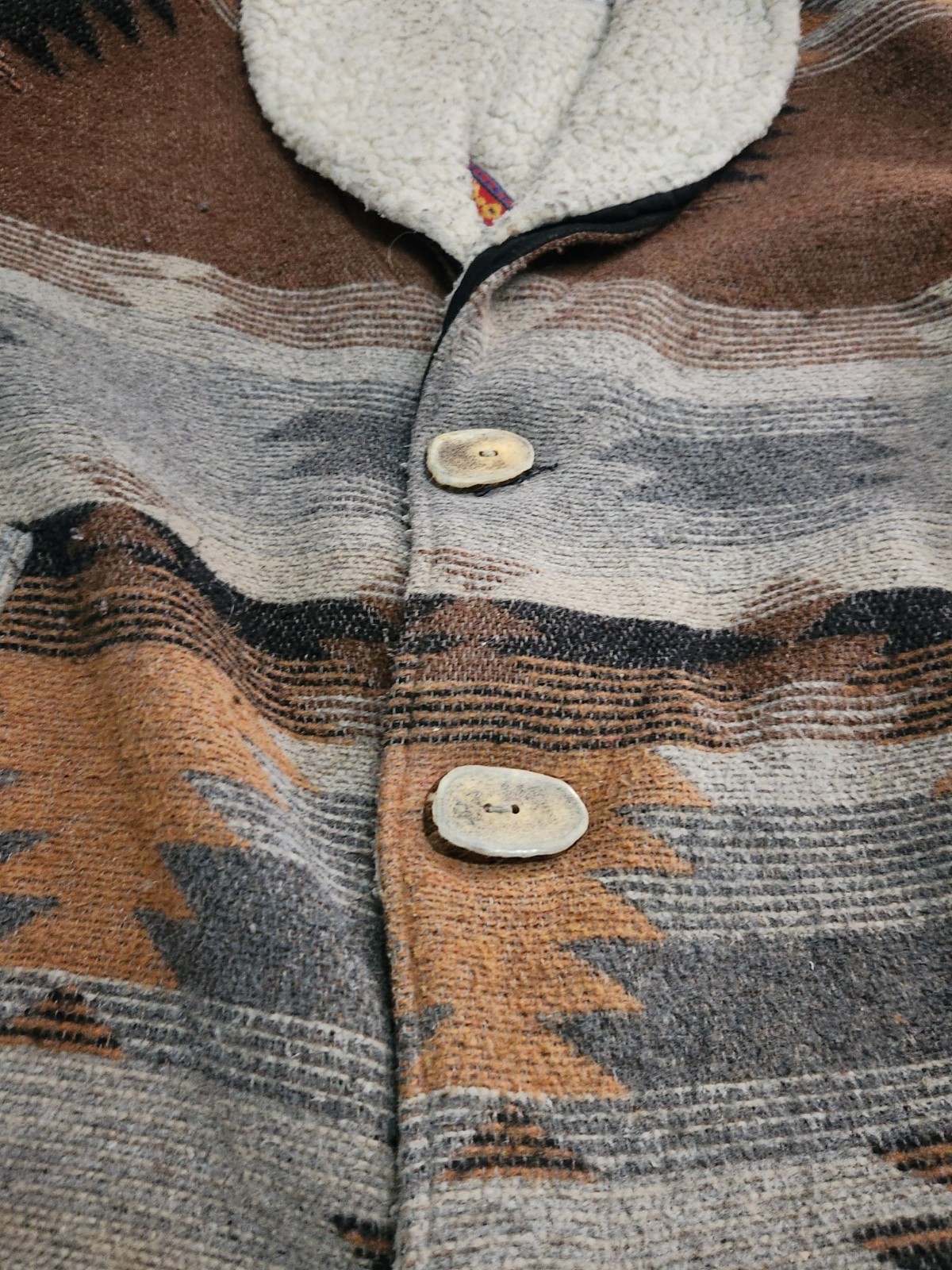 Vintage Pioneer Wear Chore Coat L XL USA Santa Fe Aztec Sherpa Lined Wood Button