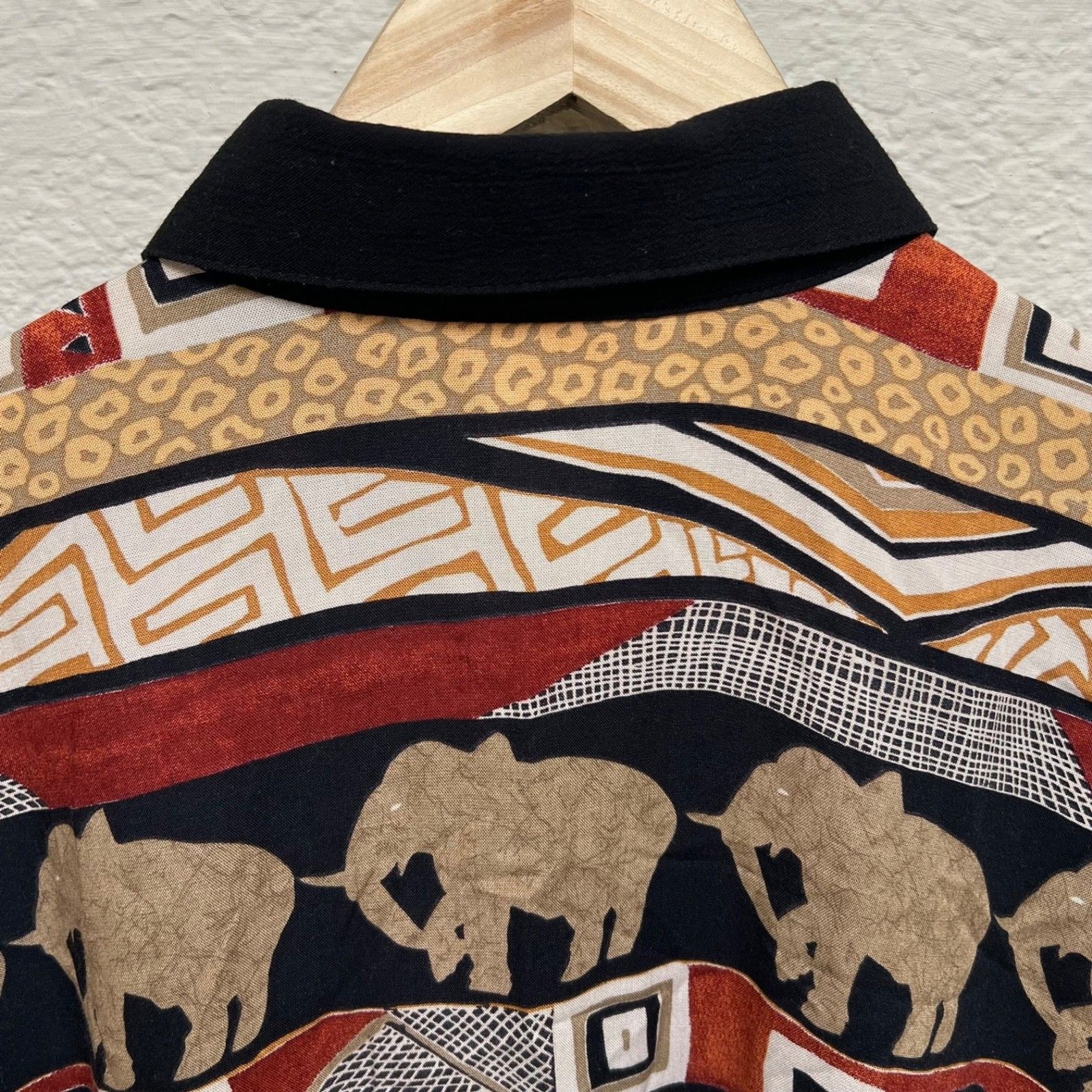 Vintage Cascais of California Collection Size XL Tribal Animal Print Blouse Top