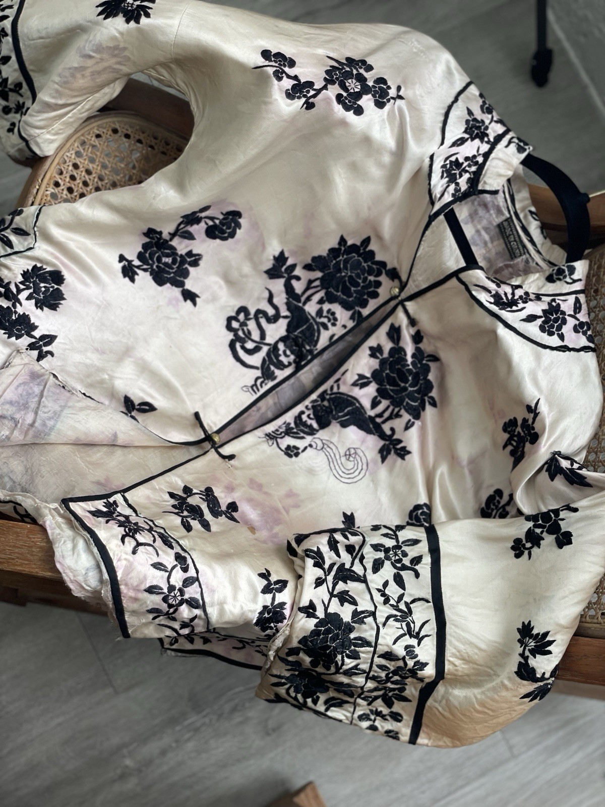 🌸 Antique 1920s Chinese Silk Embr.Jacket Hand-Stitched Black Peony, Art Deco Er
