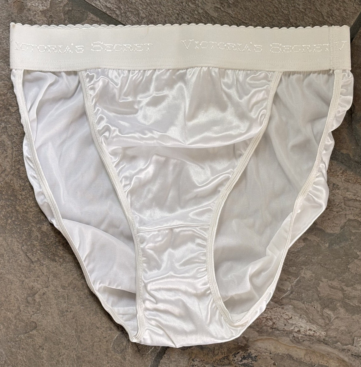 VICTORIA’S SECRET 6/M White Second Skin Satin RIO Brief Panties NWT Vintage