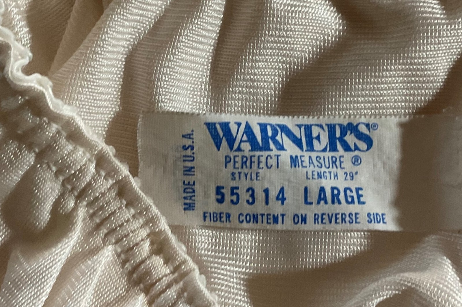 Warners Perfect Measure 29″ White Lace Trim Half Slip-Large Made in USA (C94)