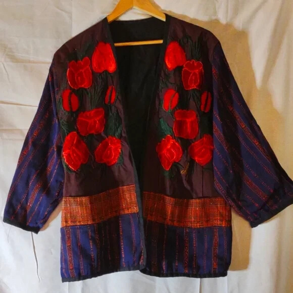 Vintage Hand Crafted Lady’s Ethnic Open Jacket -Browns, reds…+ Brocade Flowers