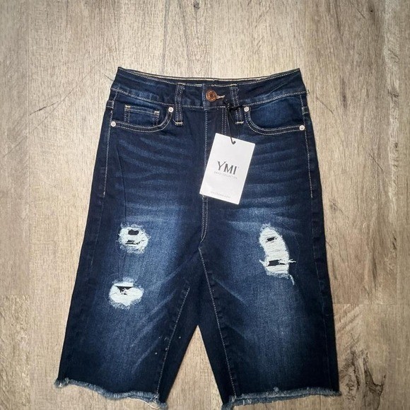 YMI Navy Dark Wash Distressed Denim Shorts High Rise NWT Junior Size 28