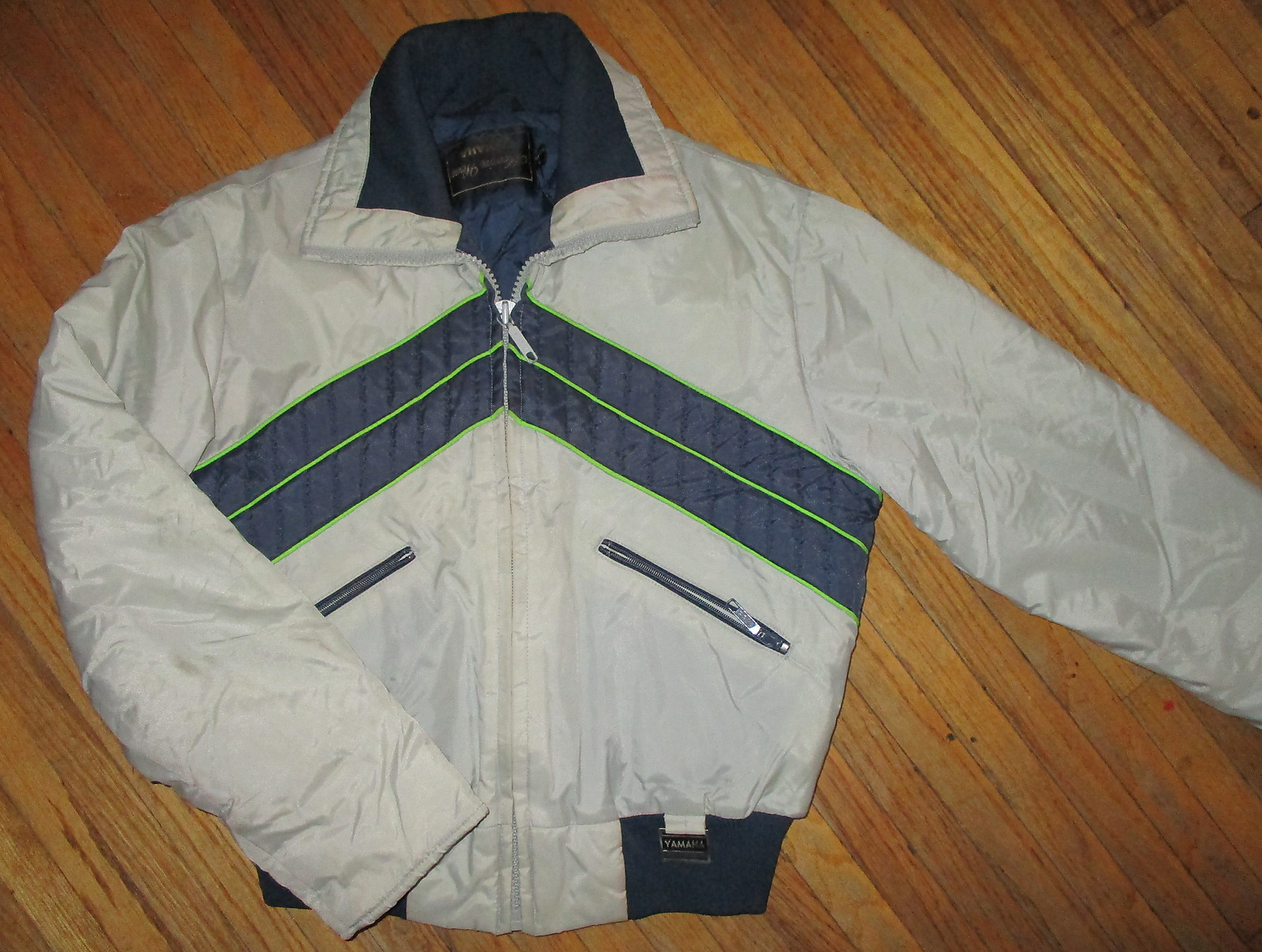 vtg YAMAHA WINTER JACKET Snowmobile Ski Nylon Coat Silver Blue Neon Green Ladies
