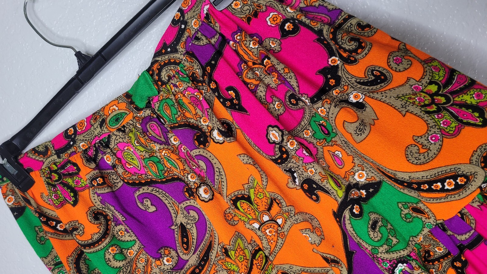 Vintage 1970s Paisley Skirt Women’s Large Neon Boho Hippie Festival Knee Length