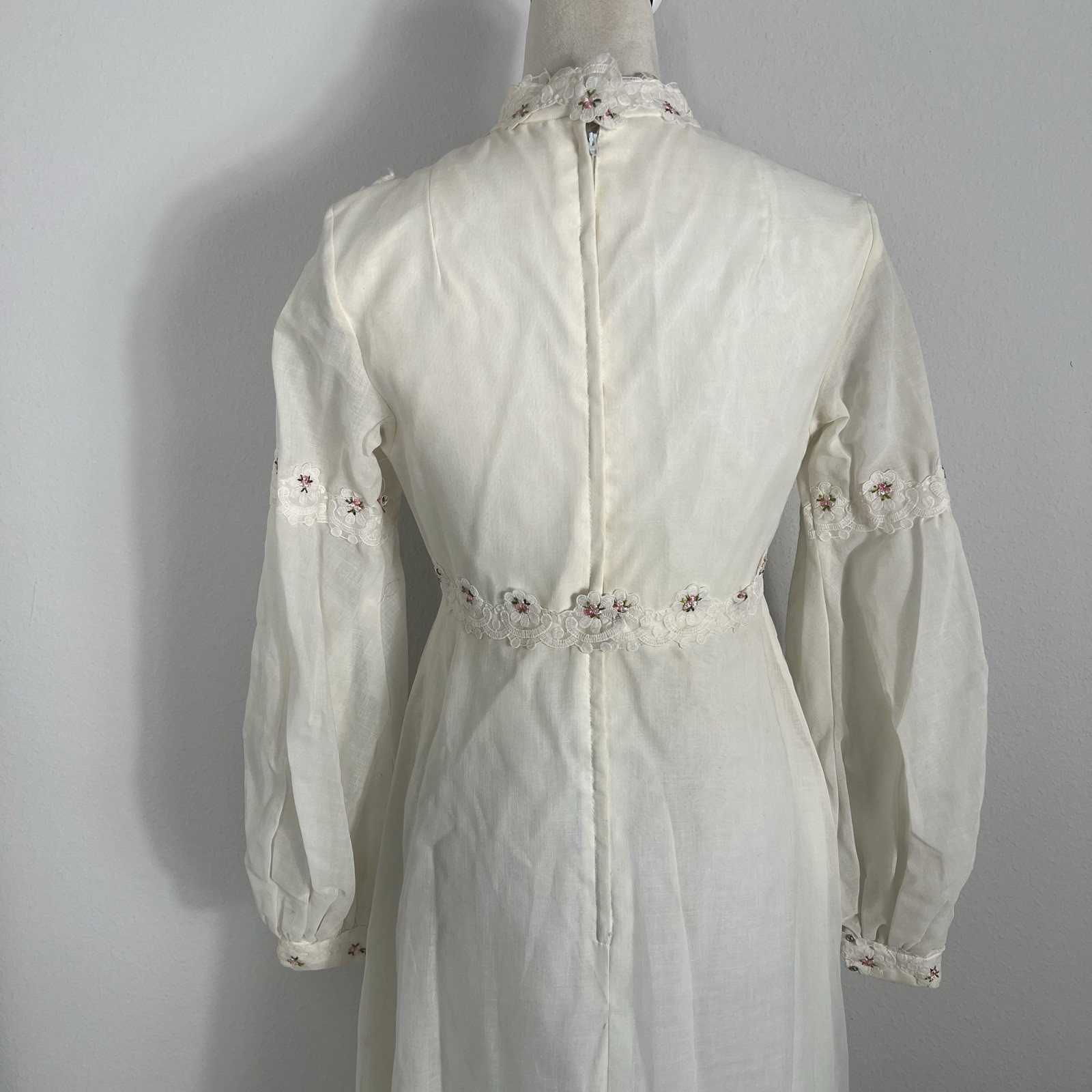 Vintage 1970’s Wedding Dress White Pink Rose Details Prairie Cottage Modest