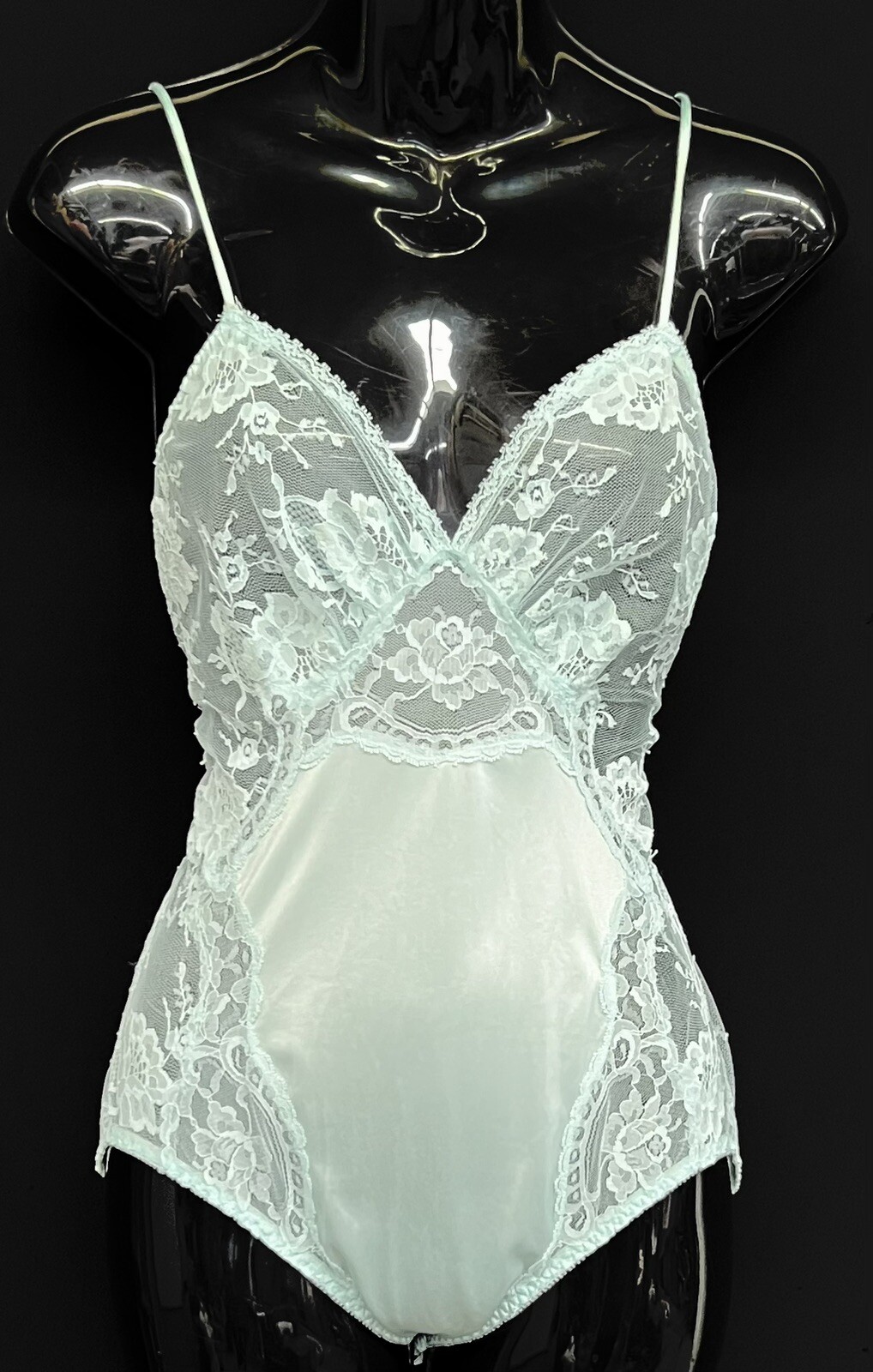Vintage Lingerie Sz Small Bodysuit Mint Green Lace One Piece Snap Crotch Women’s