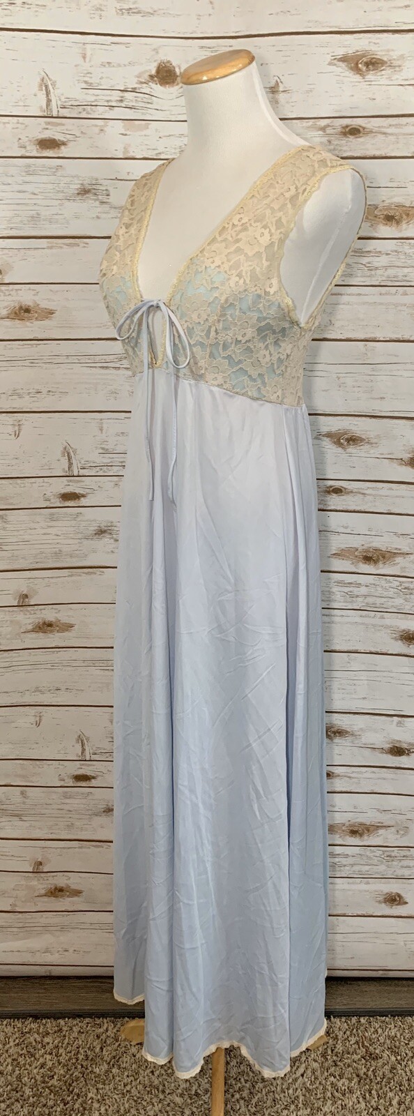 Vintage Jenelle Of California Lace Tie Negligee Nightgown Nightie Lingerie