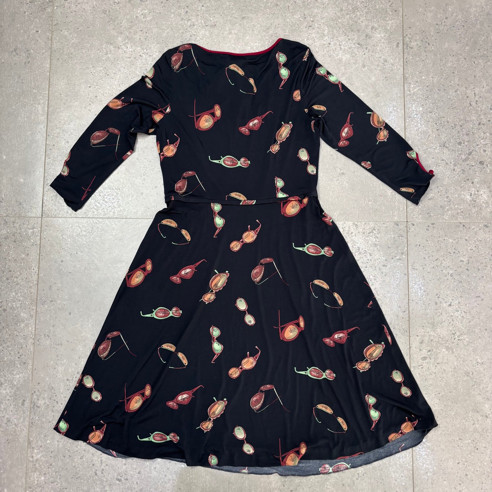 Leona Edmiston Women’s Dress Size 2 Black Red Sunglasses Print Vintage