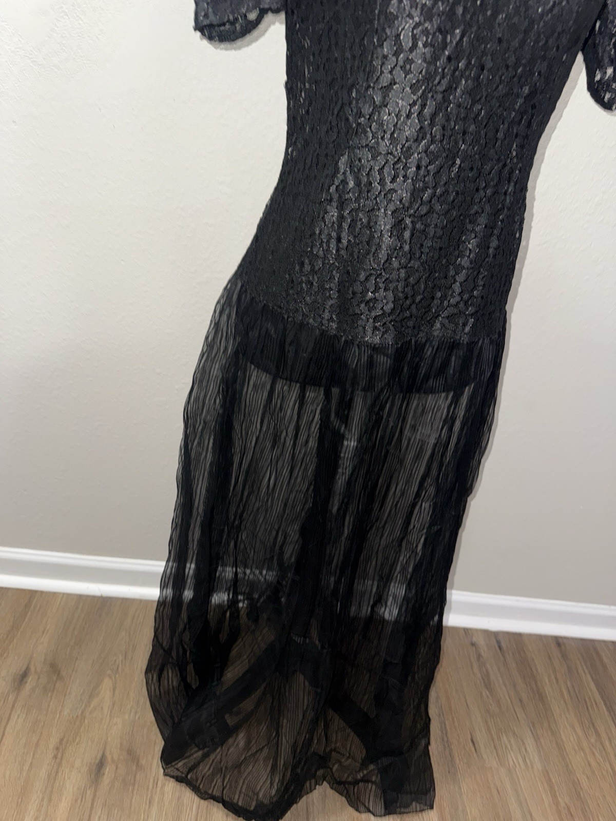 VTG Black Floral Lace Maxi Gown Sheer Tulle Skirt Gothic Whimsical XS S 56″ L