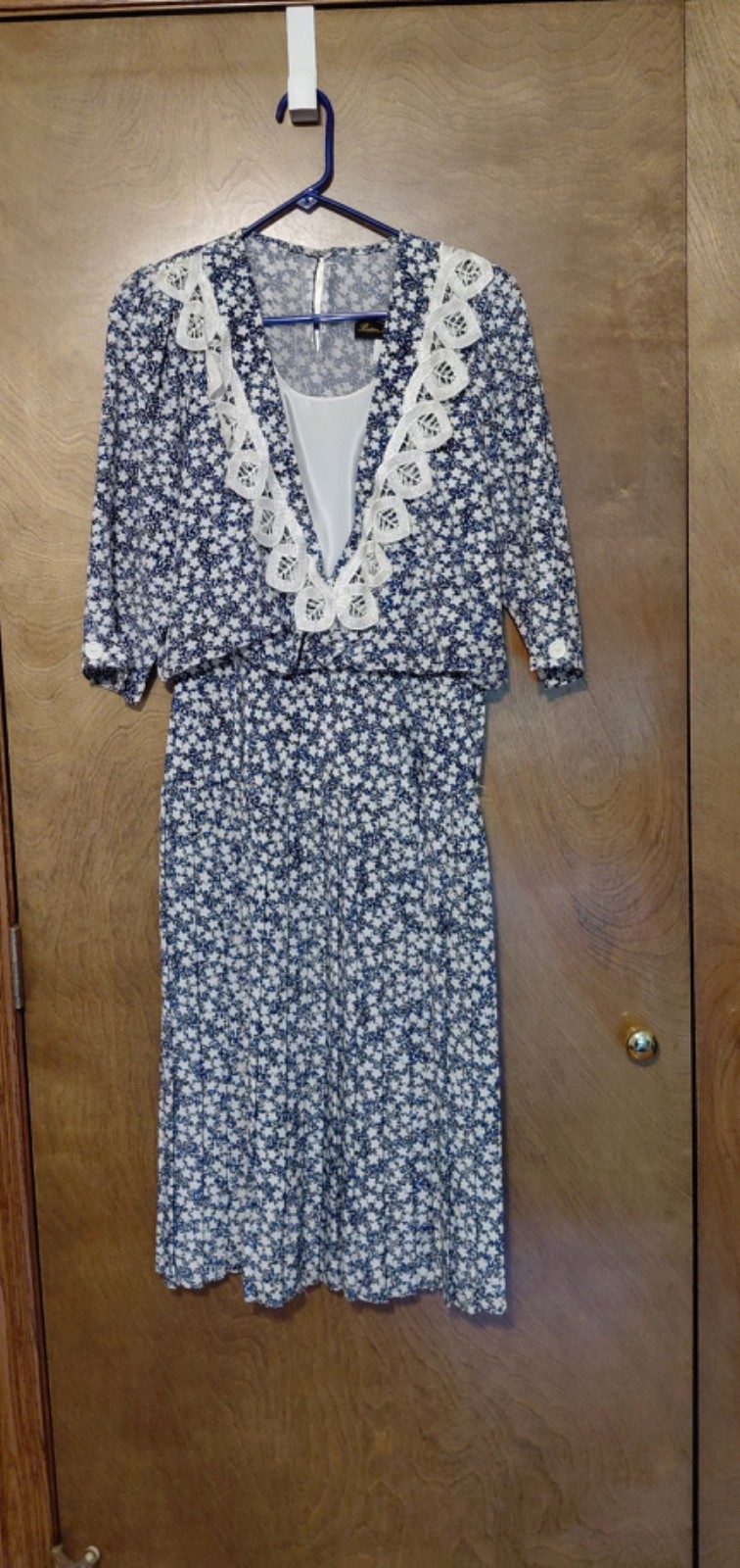 Vintage Positive Influence, Blue/White star pattern dress size 6