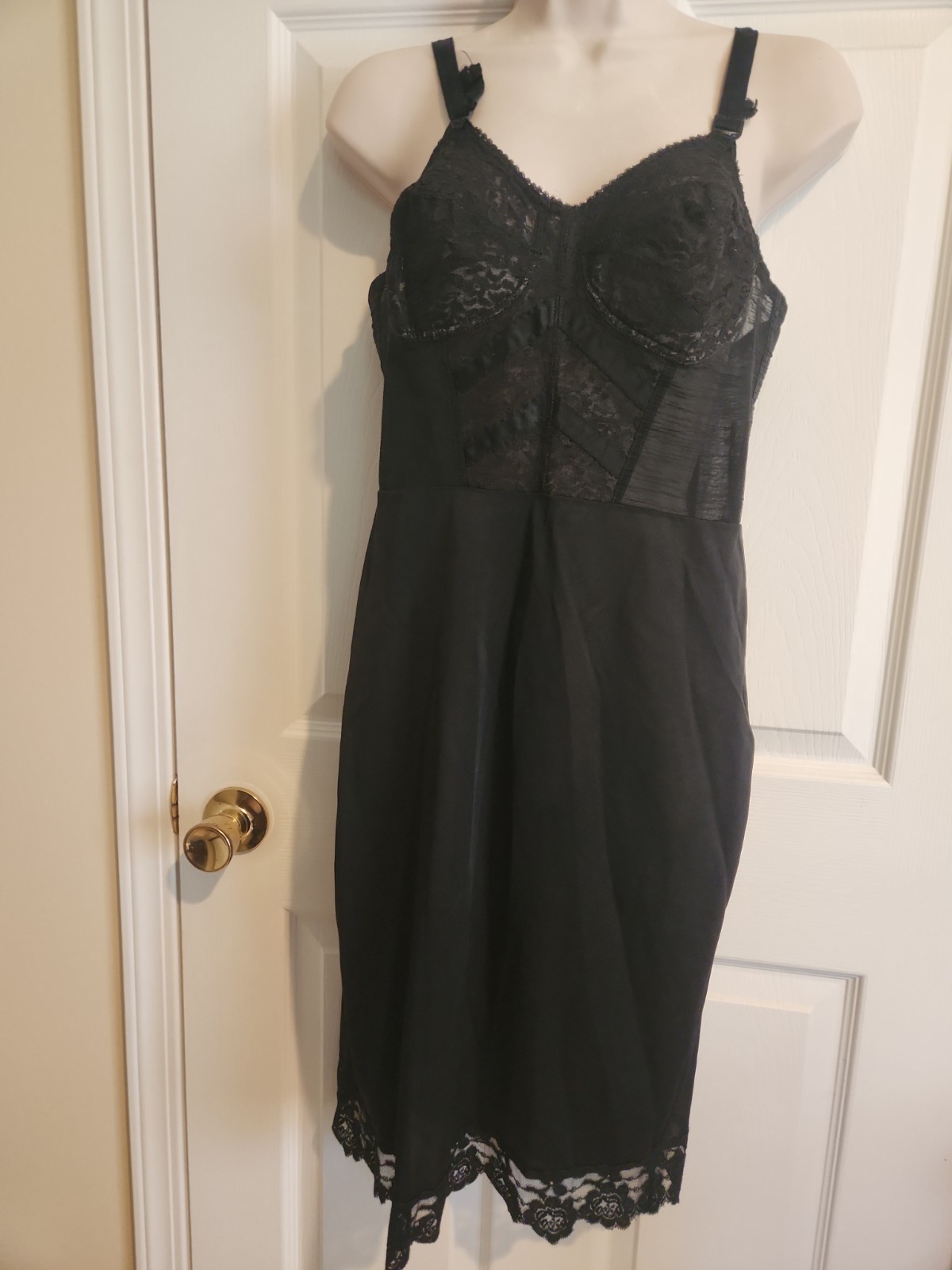 Kayser Vtg USA Black Lace Trim Slip Dress Nightgown Size 36B Unique Sheer Strech