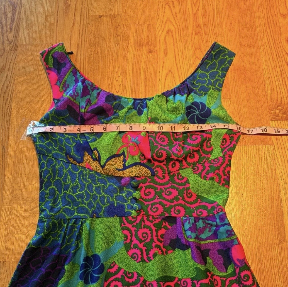 Vintage Waltah Clarke’s Colorful Mod Hawaiian Dress