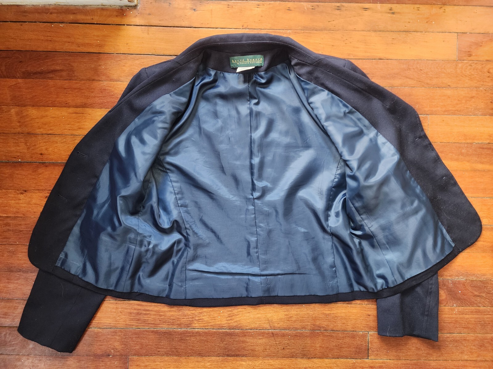 Vintage Harvé Bernard Navy Blue Wool Blazer – Size 10 – Classic And Elegant