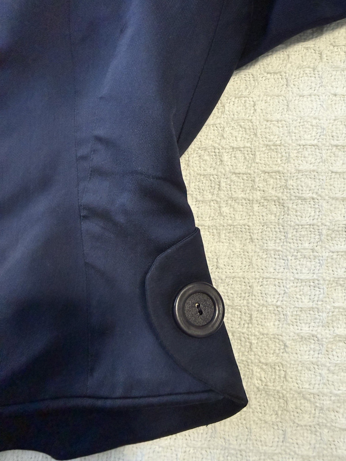 Vintage Ladies 1940’s Hourglass Styled Deep Blue Suit