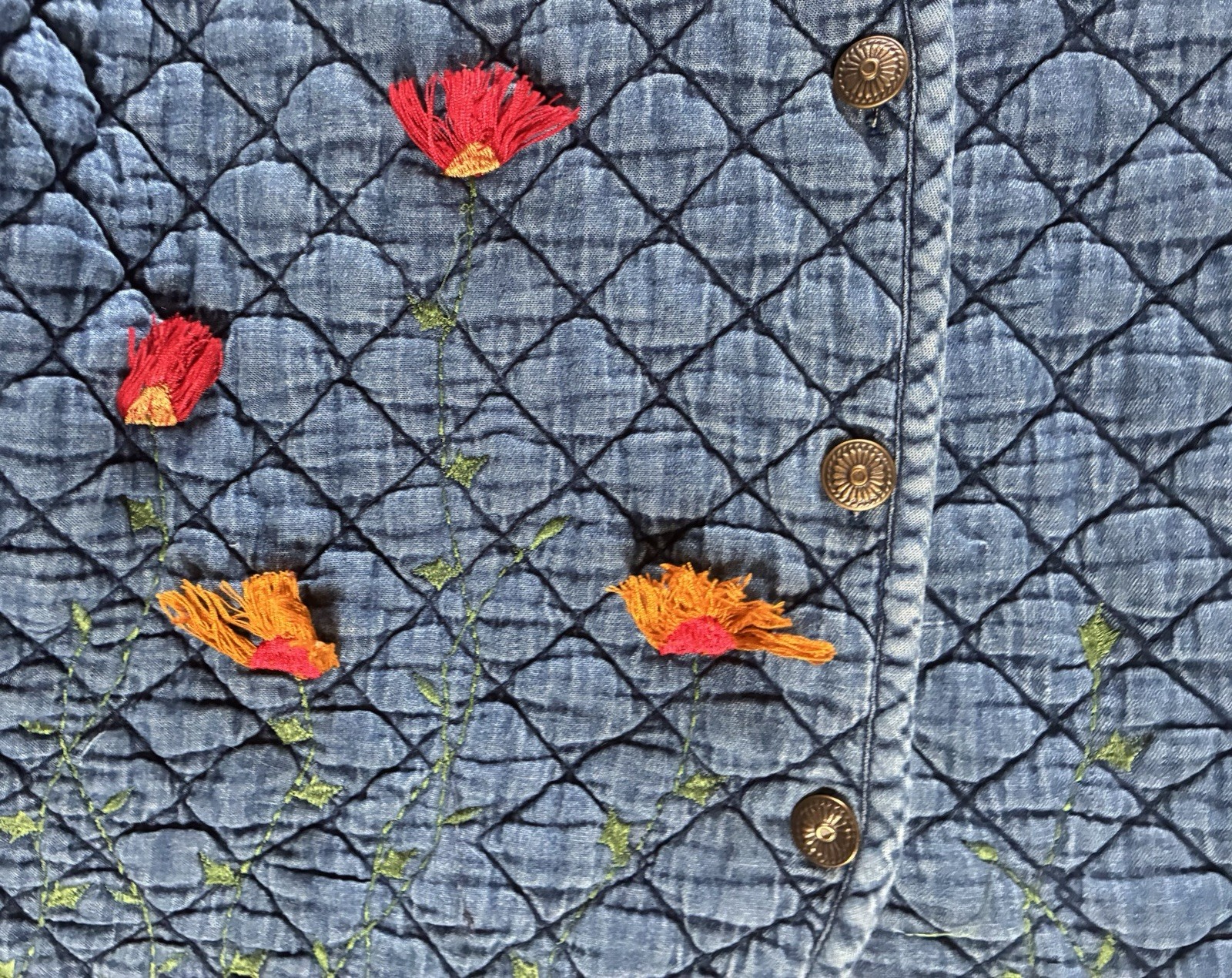 Vintage 90s Maggie Barnes Petites Quilted Embroidered Denim Jacket Floral 24WP
