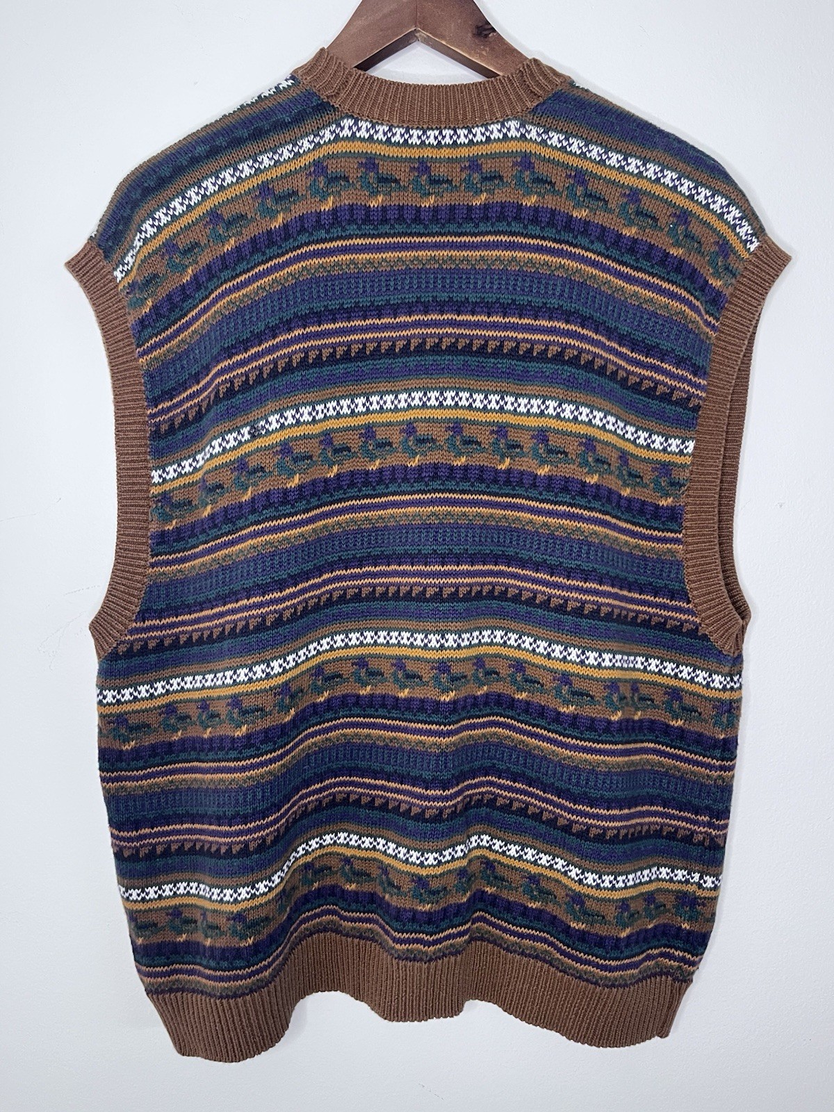 Vintage Suburbans Sweater Vest Knit Cotton Duck Pattern 80’s Size XL V Neck