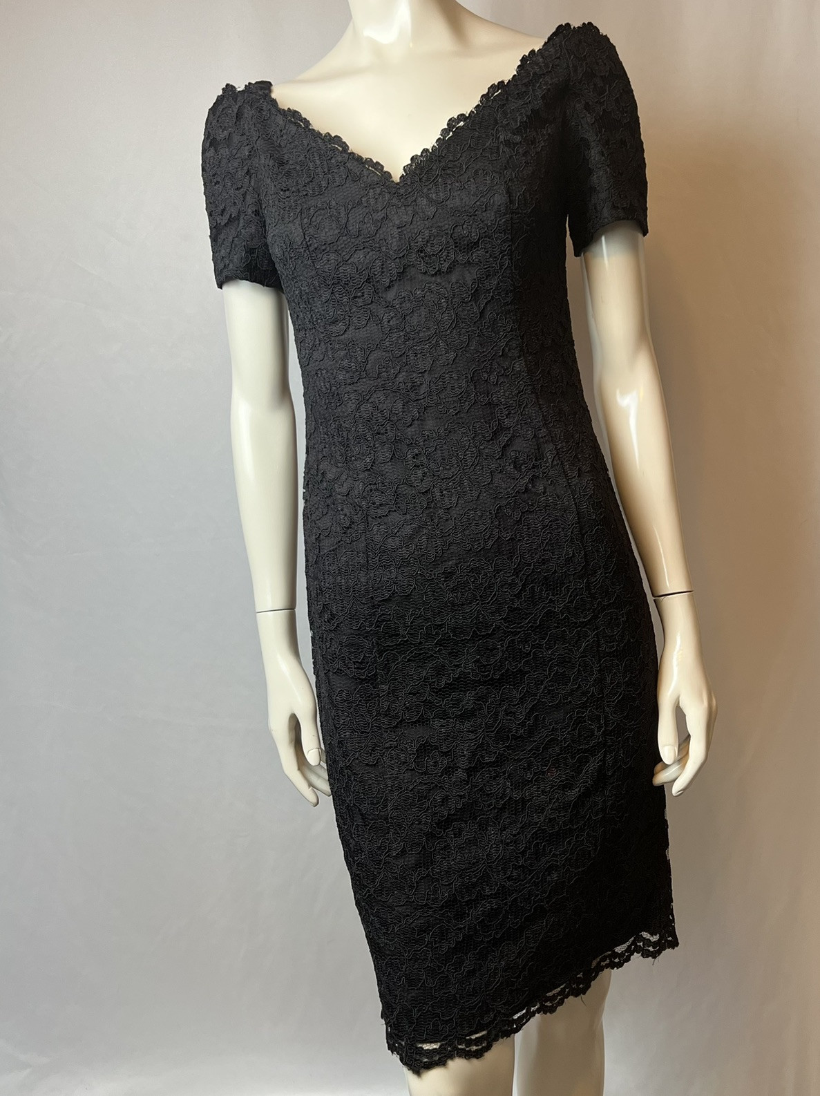 Vintage Expo Nite Black Lace Dress Cold Shoulder Size 6 See measurements
