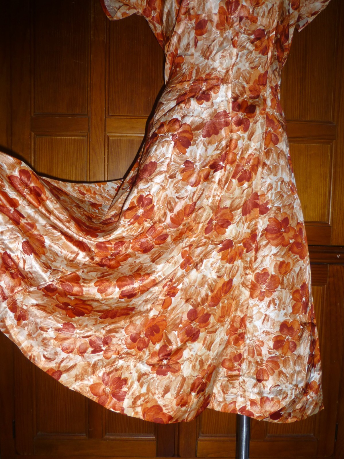 Vtg 50s 60s Watercolor Floral Print satin Princess Seam Wide Skirt DRESS M