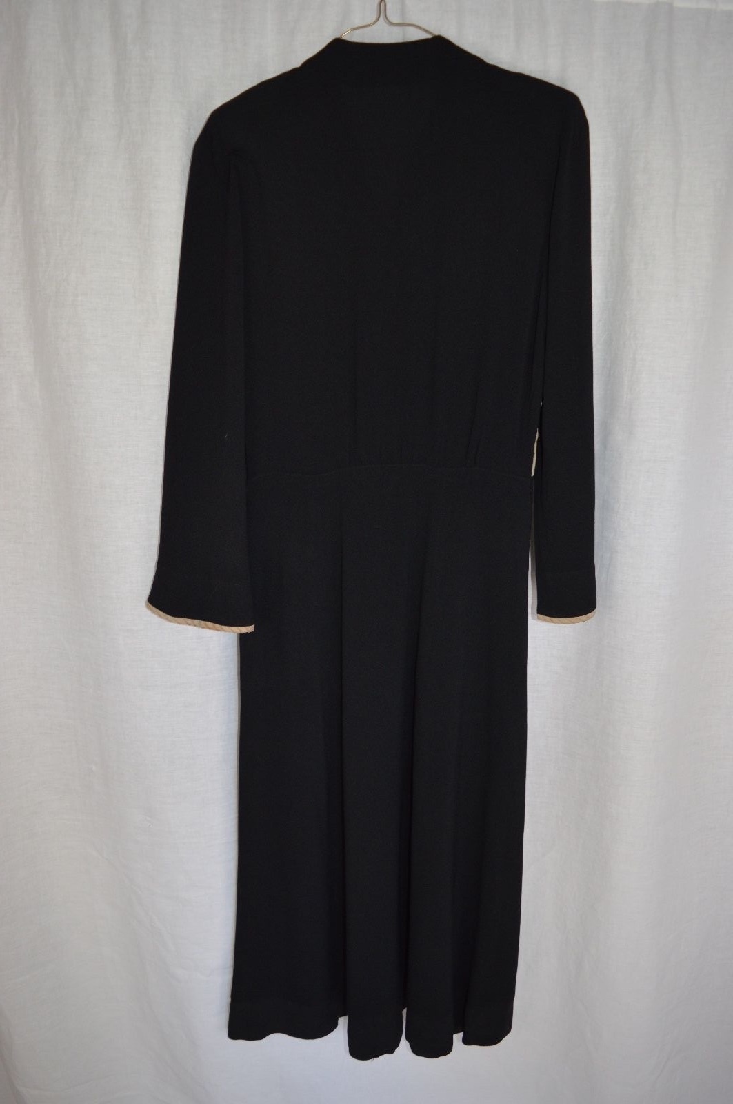Vintage 1940s 1950s Beige Black Dress Celluloid Rhinestone Buttons Size Medium