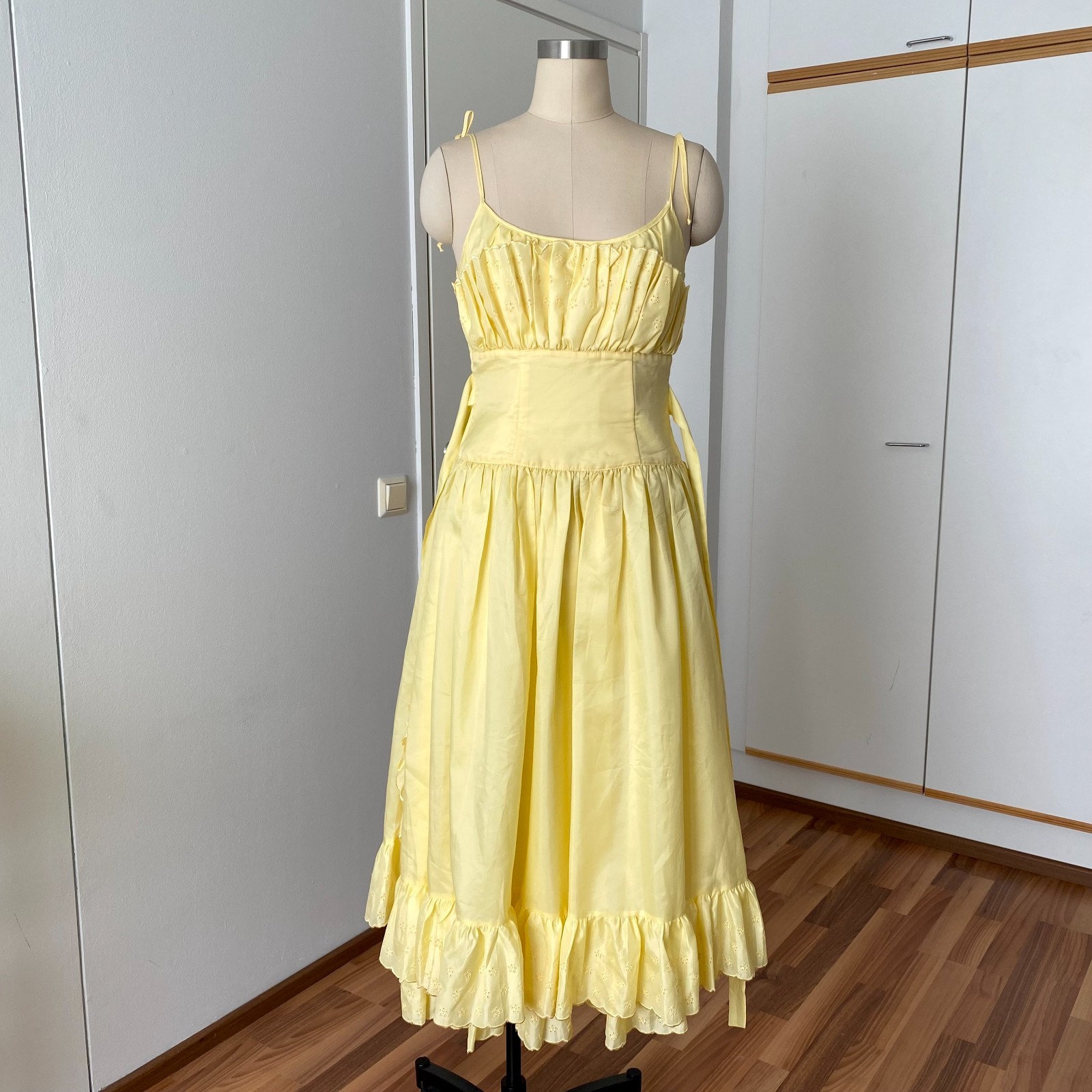 1980s Spaghetti Straps Ruffle Midi Dress Yellow Tiered Romantic Cottagecore EU36