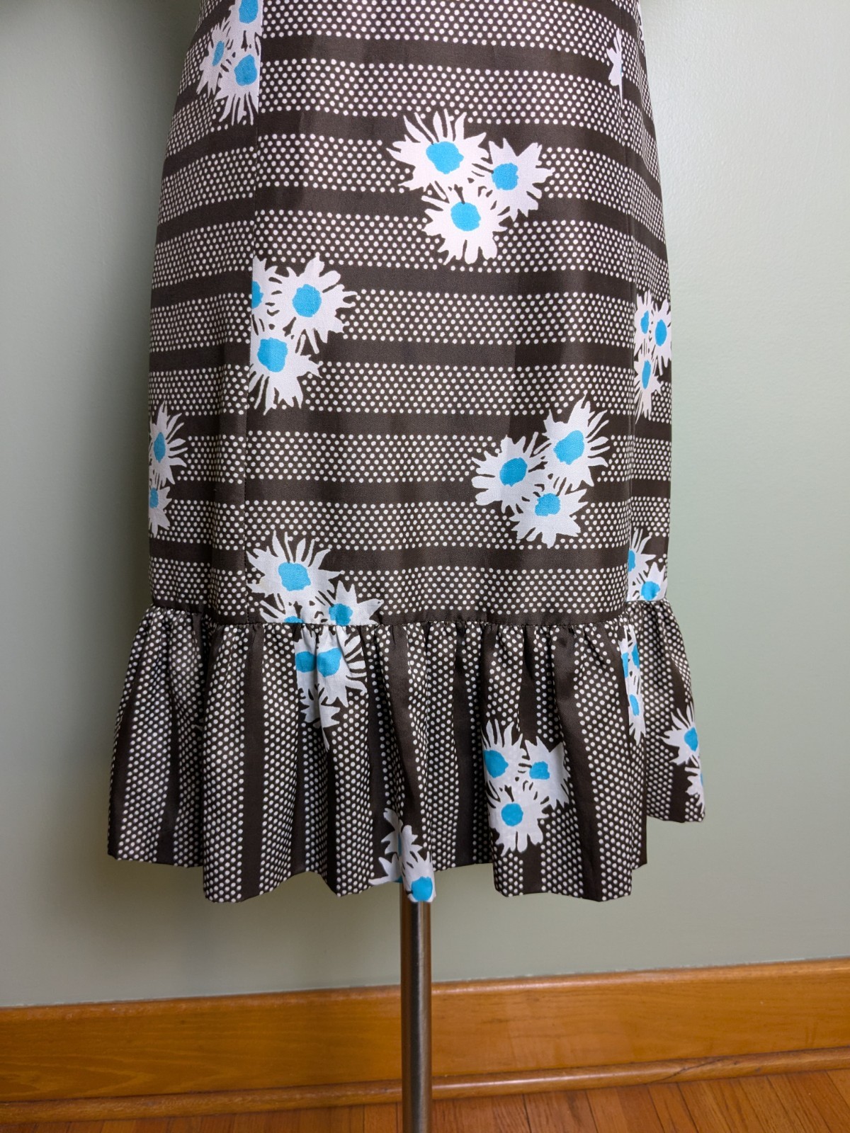 Polka Dot And Flower Print Shirtwaist Collared Dropwaist Vintage 1960s Dress