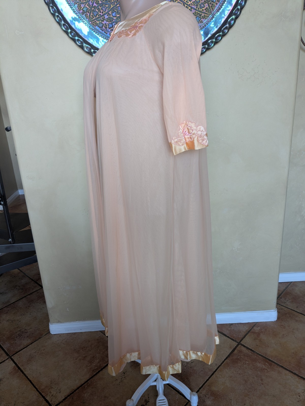 Vtg 1960s GOSSARD ARTEMIS Peach Nylon Chiffon Peignoir Long Nightgown Robe