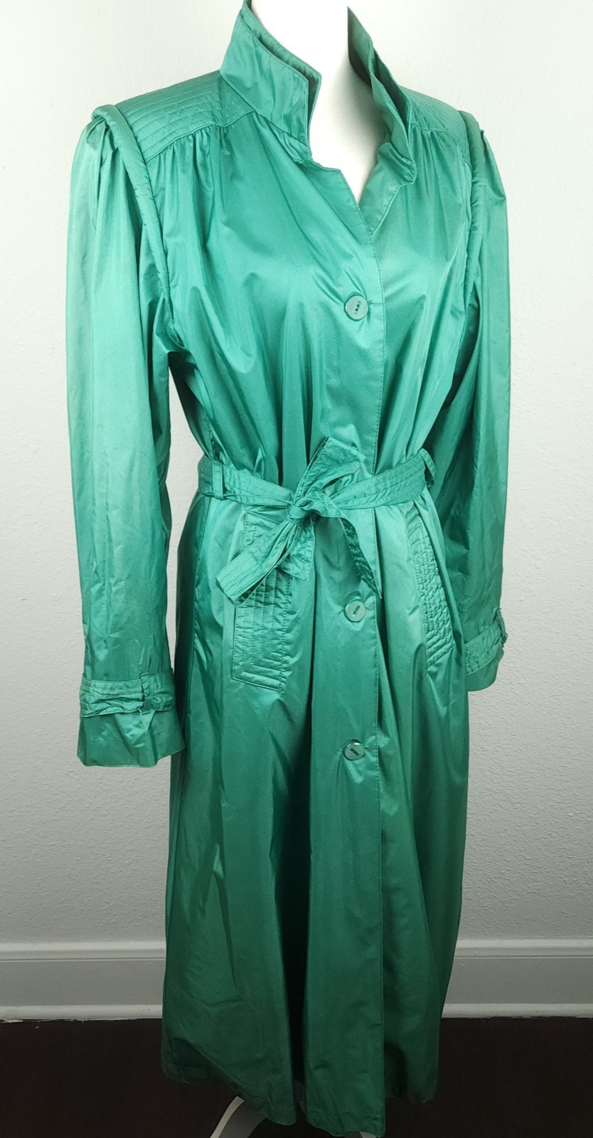 Vintage 70s 80s Green Raincoat Trench Belt Water Resistant Shoulder Pads Size M