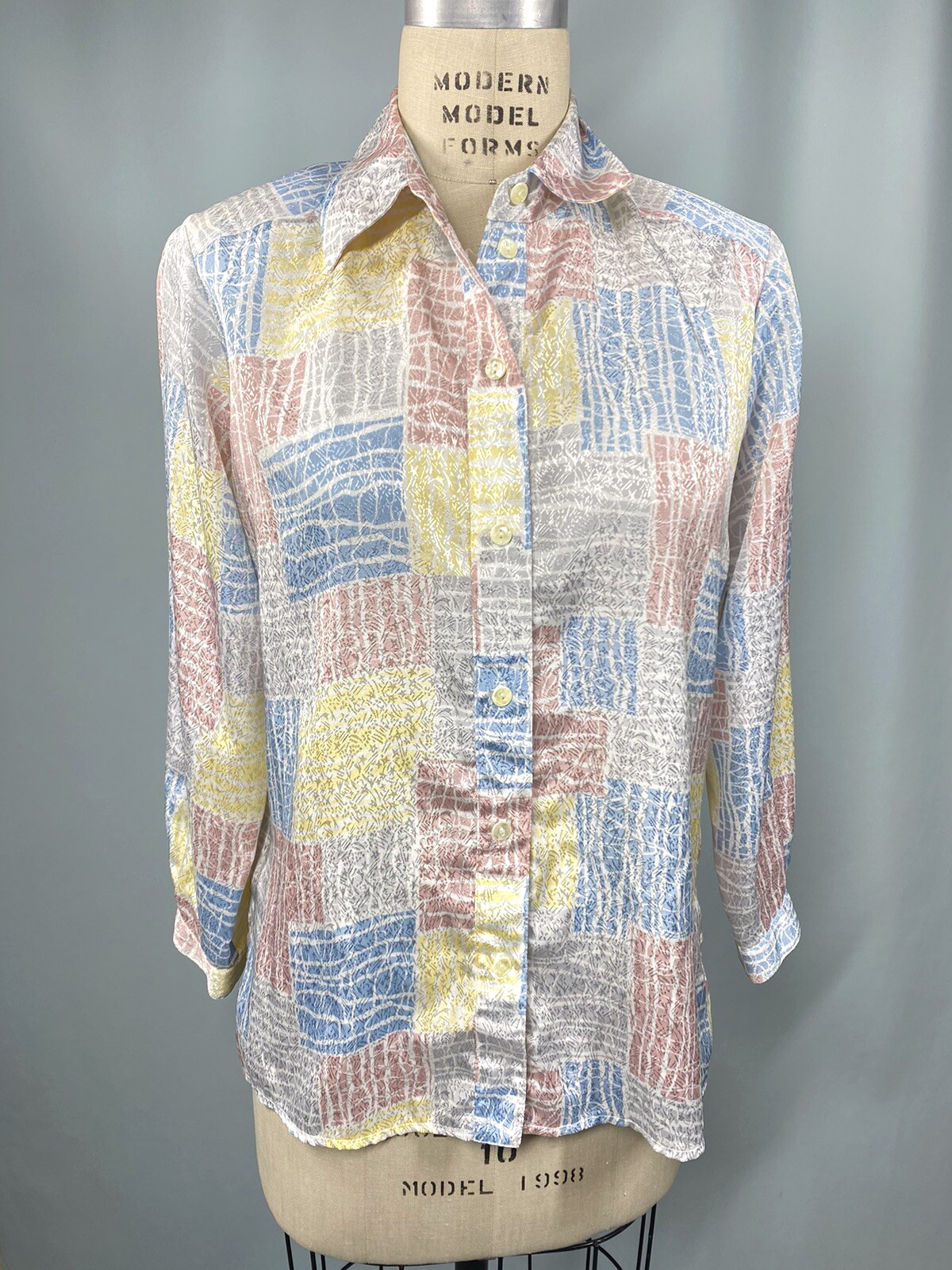 Vintage Blouse Top Women’s SIZE 10 PETITE LARGE pastel satin DA RUE 80s 90s
