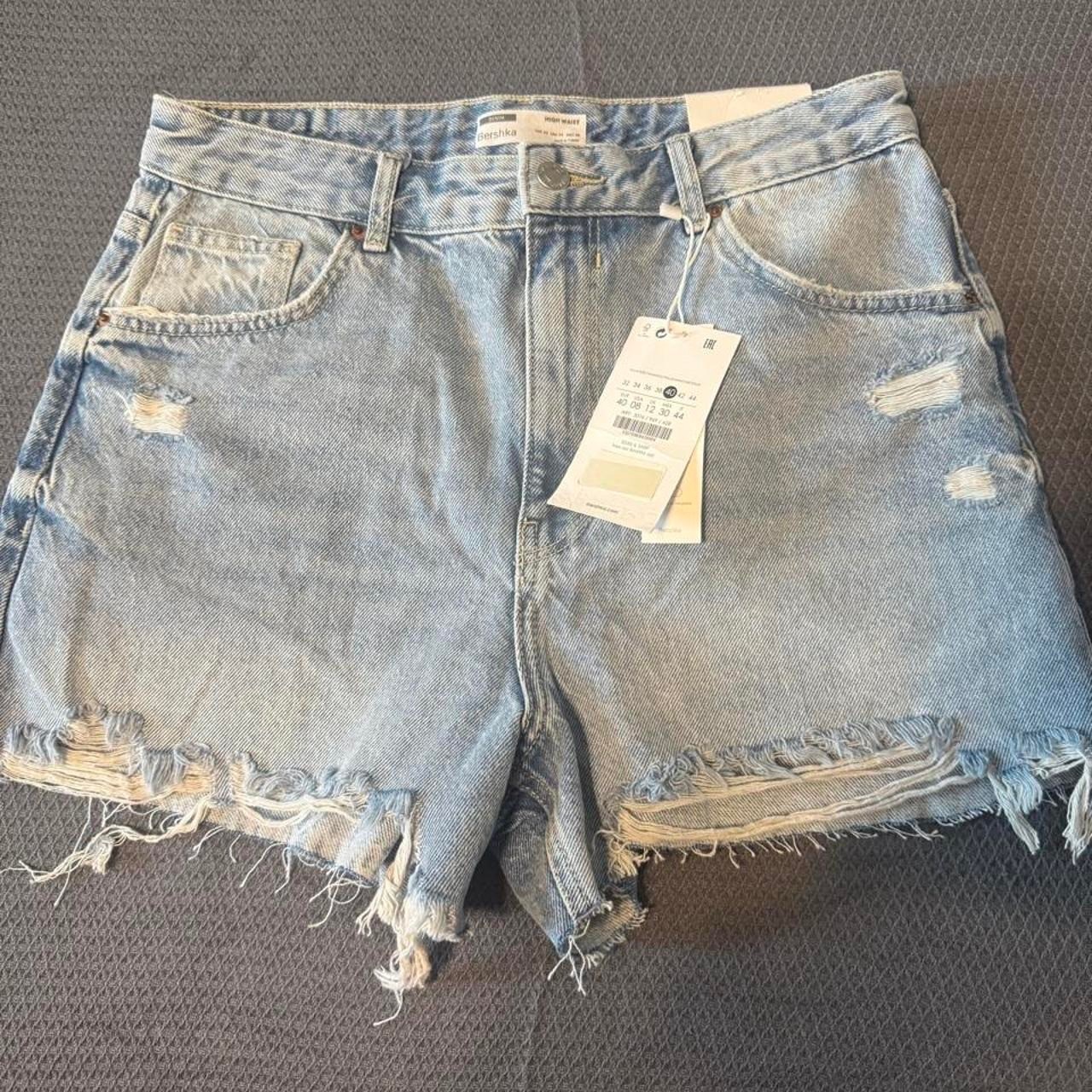 ’Bershka high-waisted blue denim shorts ladies US sz 8