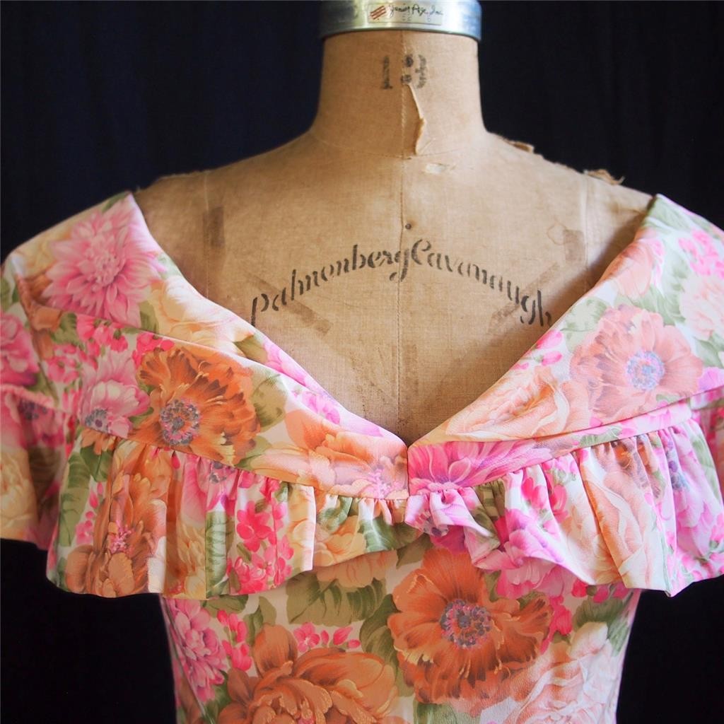 SCAASI BOUTIQUE Vintage 80s Does 50s Floral Off Shoulder Full Skirt Party Dress