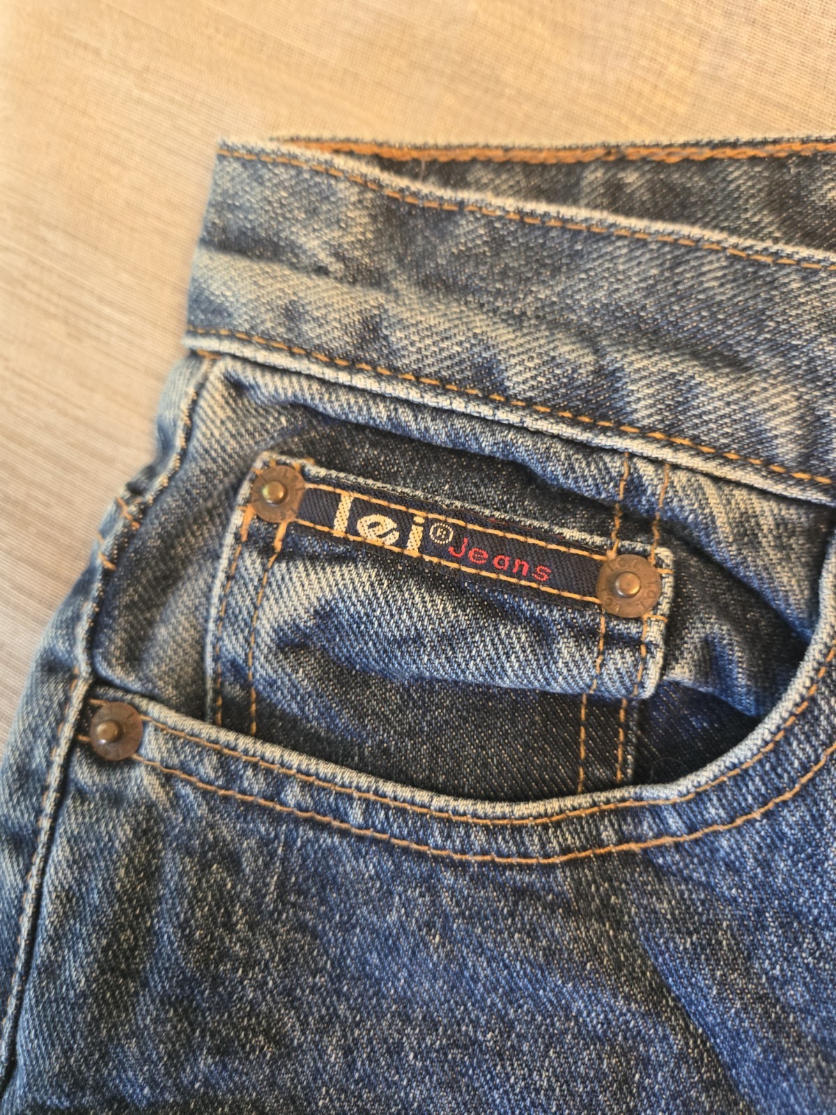 Vintage 90s Jeans Y2K L.E.I. Life Energy Intelligence Wide Flare Size 9