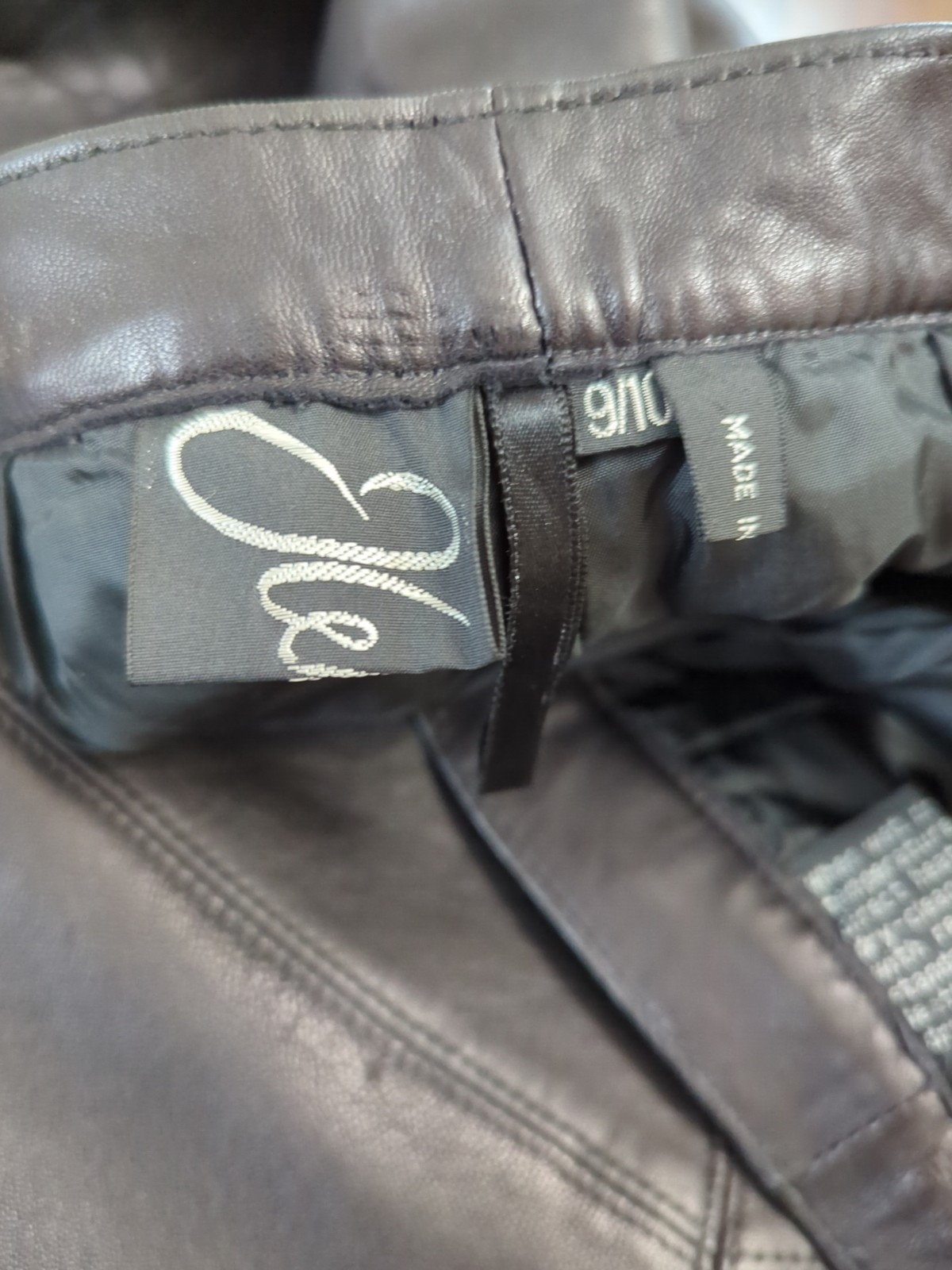 Vintage Black Leather Pencil Skirt Zipper With Snap Closure Front Slit Size 9/10